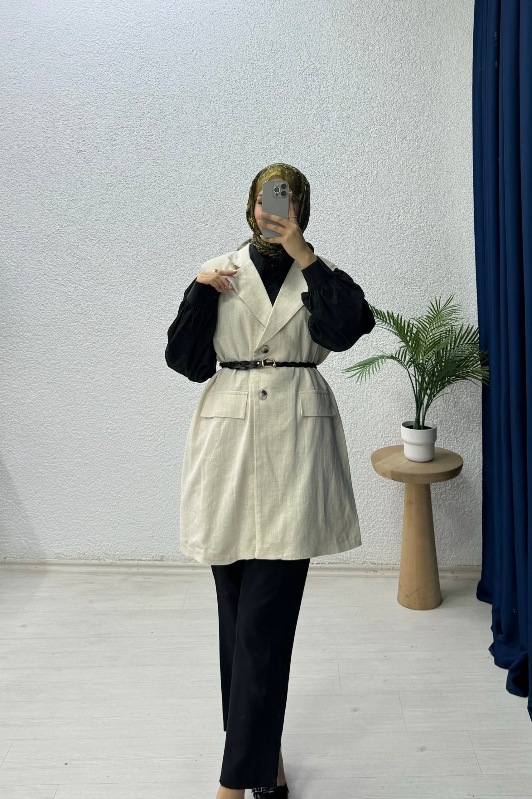 Kemerli Yelek - Krem