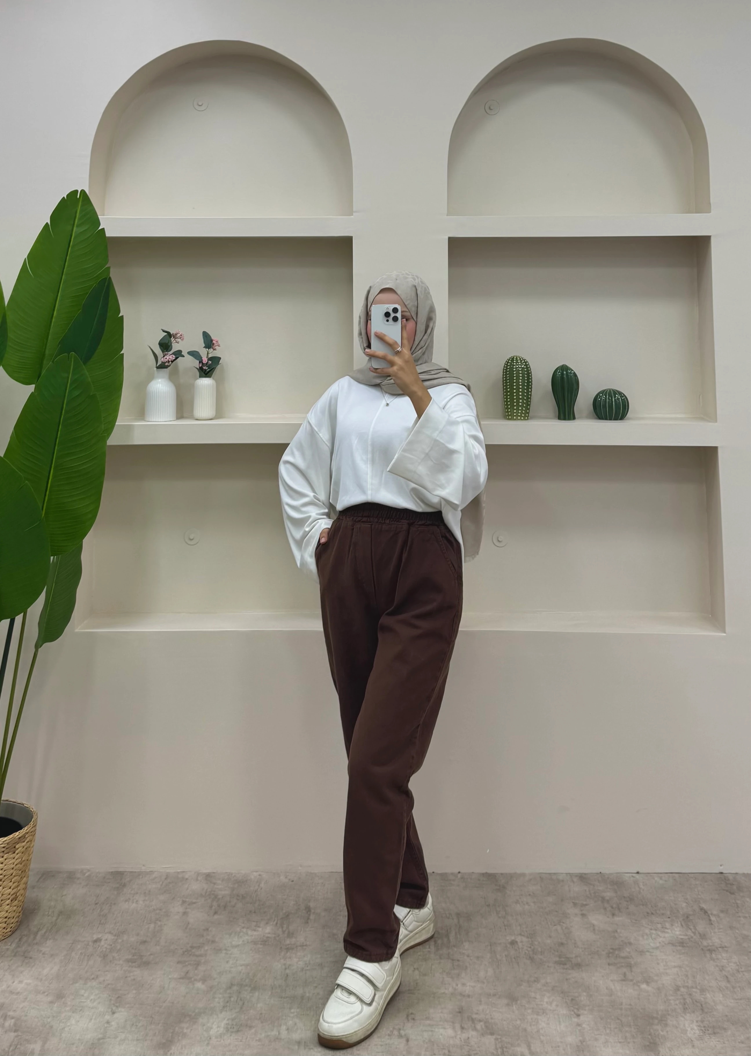 Beli Lastikli Geniş Kesim Mom Jeans  - Kahverengi