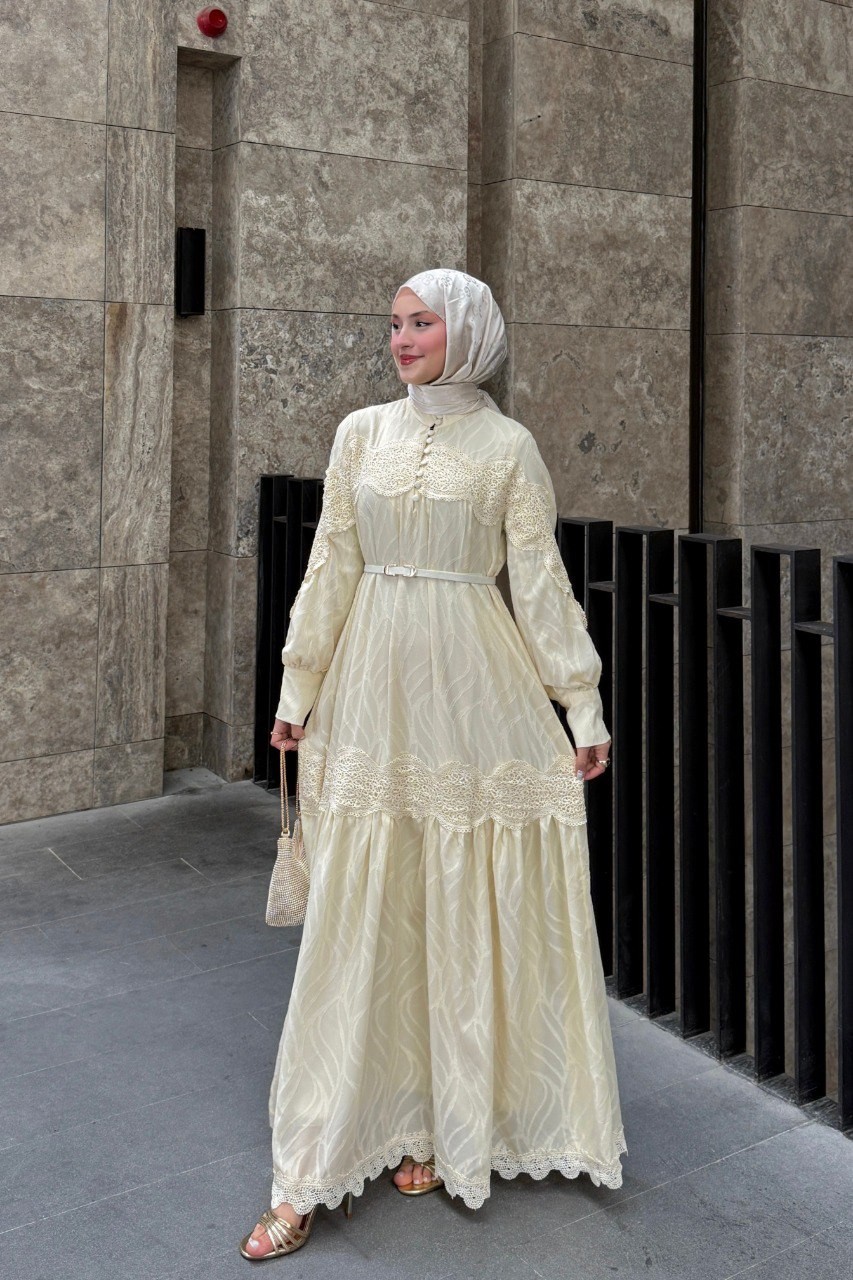 Dantelli Şifon Elbise