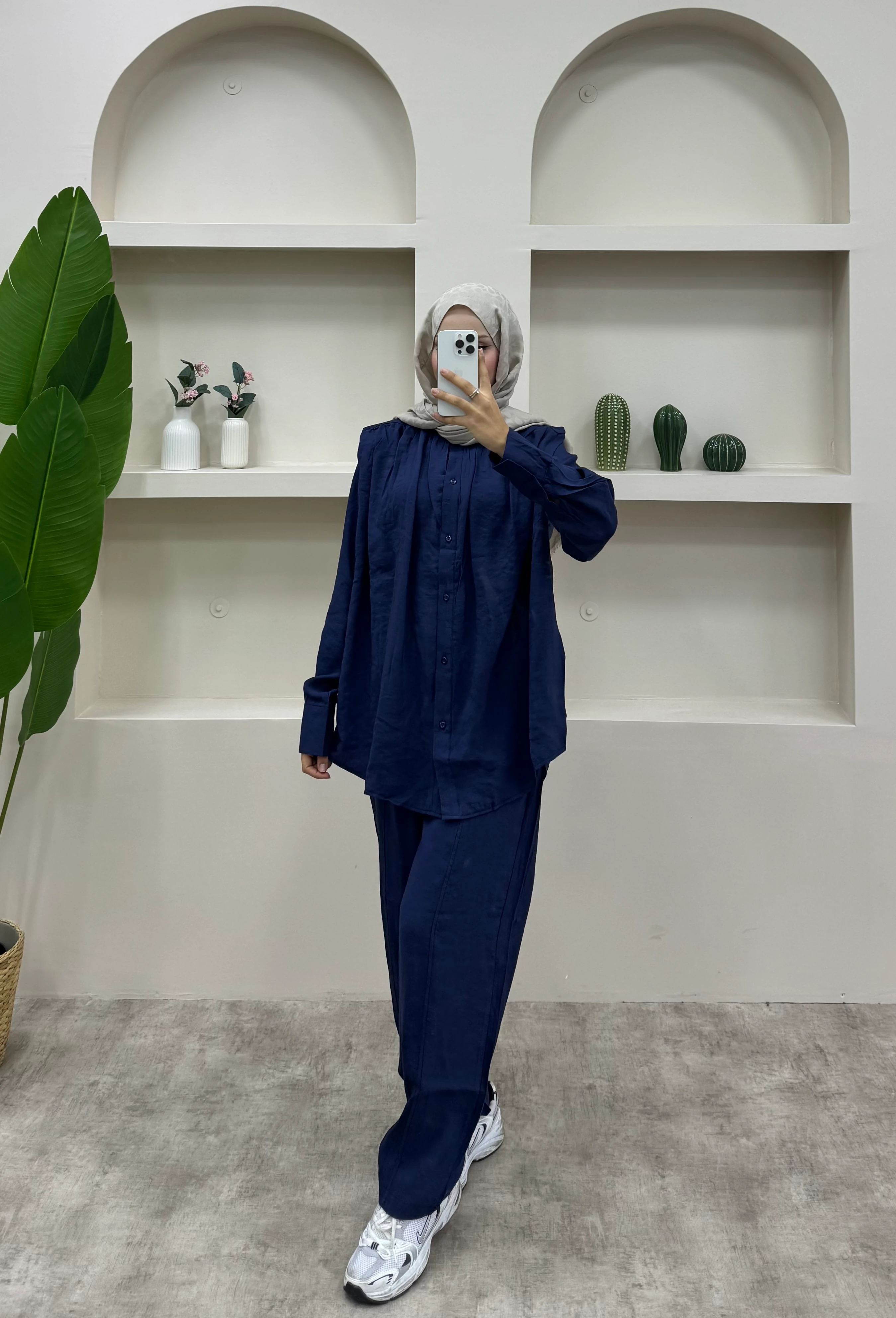 Omuzu Vatkalı Modal Takım - Lacivert