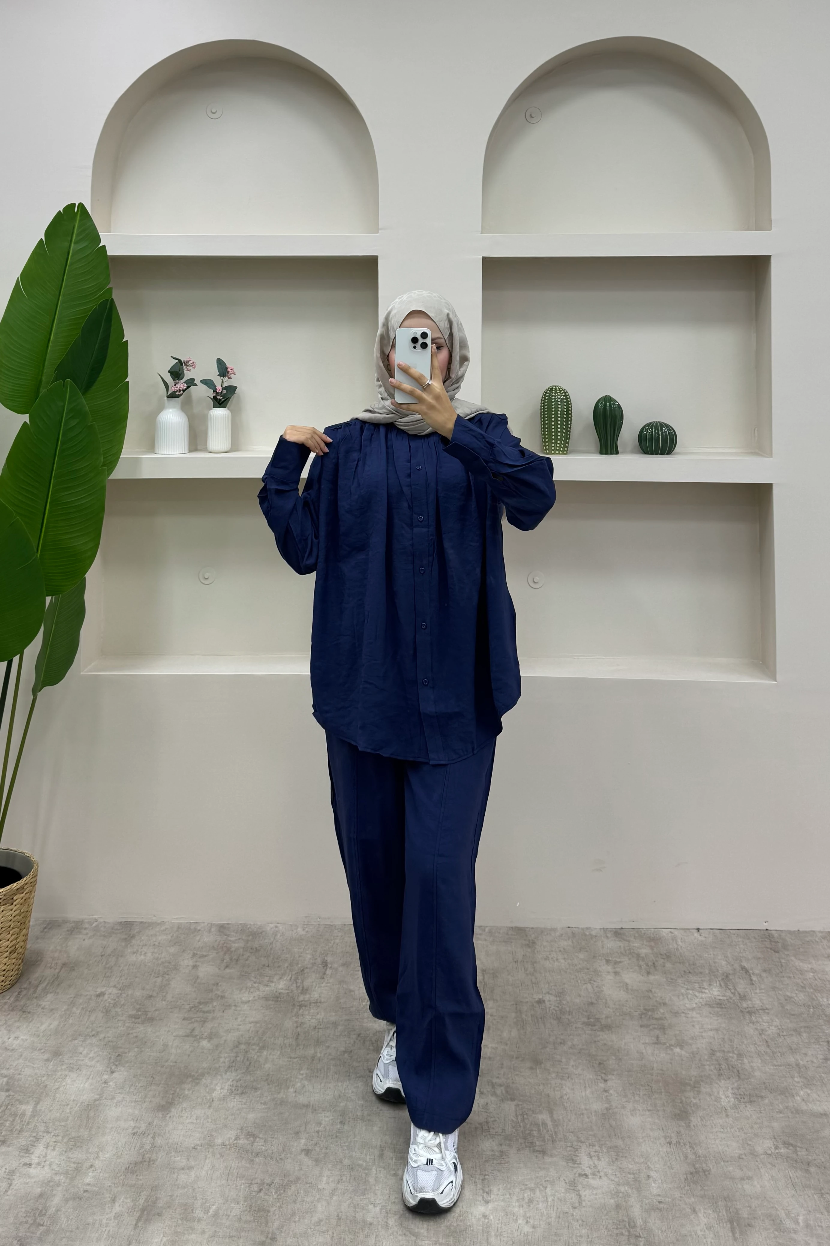 Omuzu Vatkalı Modal Takım - Lacivert