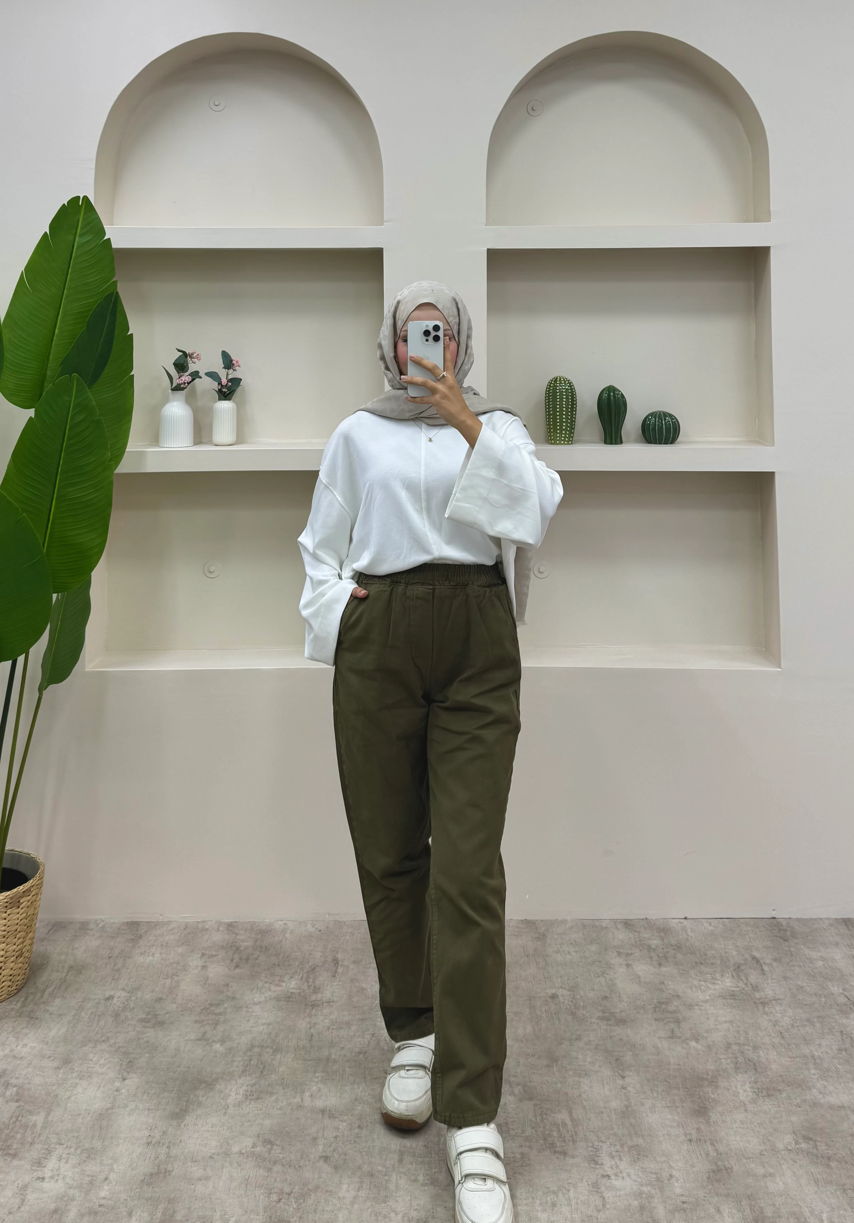 Beli Lastikli Geniş Kesim Mom Jeans  - Haki