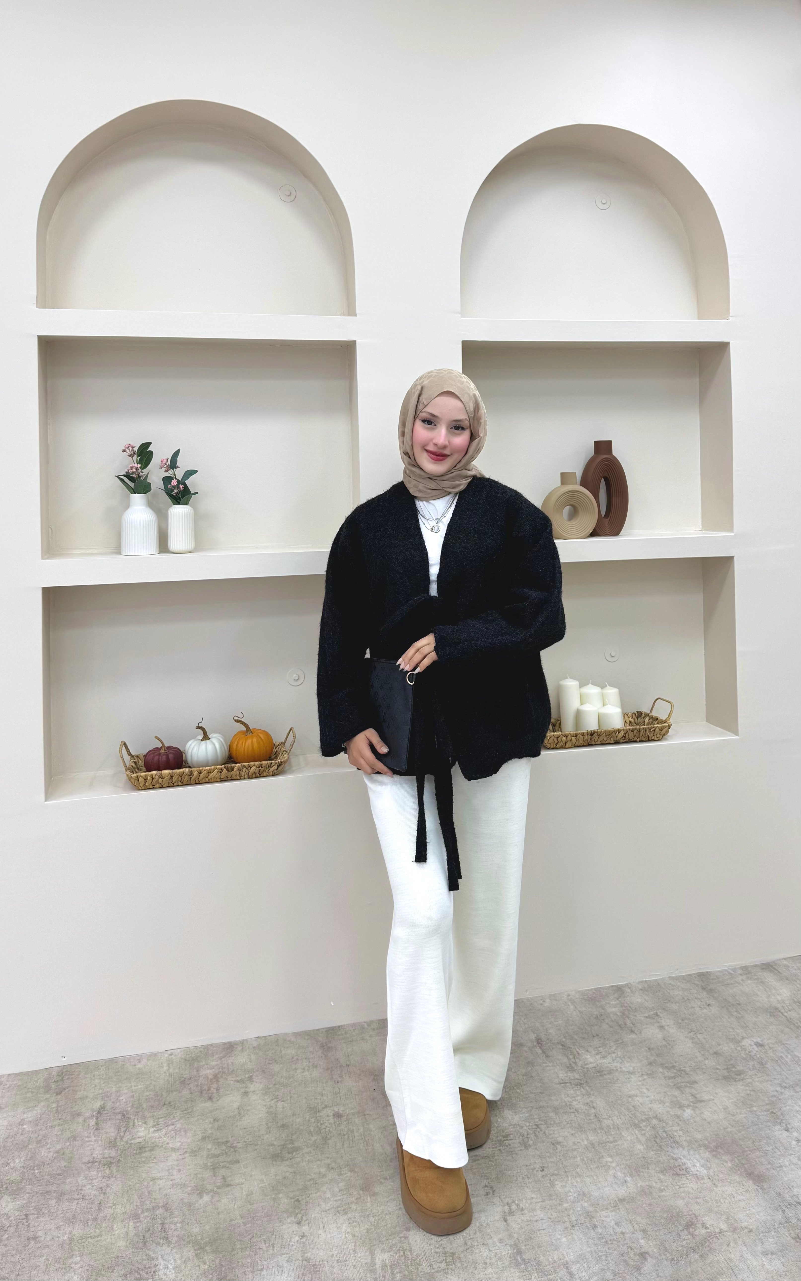 Önü Bağlamalı Kırçıl Kumaş Ceket 1249. - Siyah