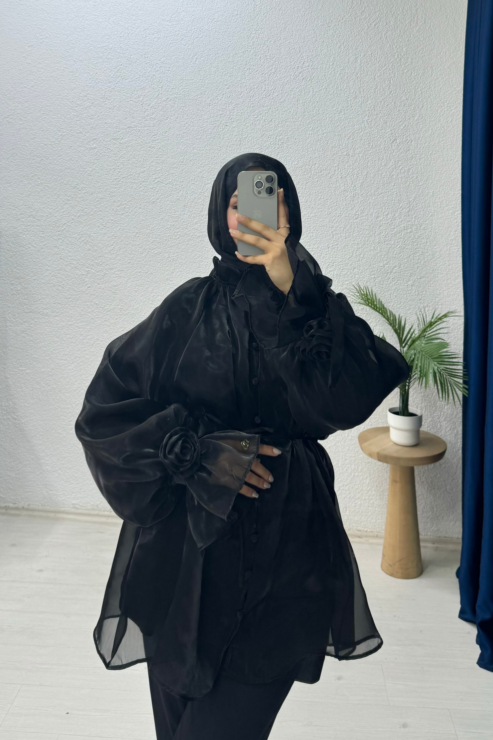 Organze Güllü Gömlek - Siyah