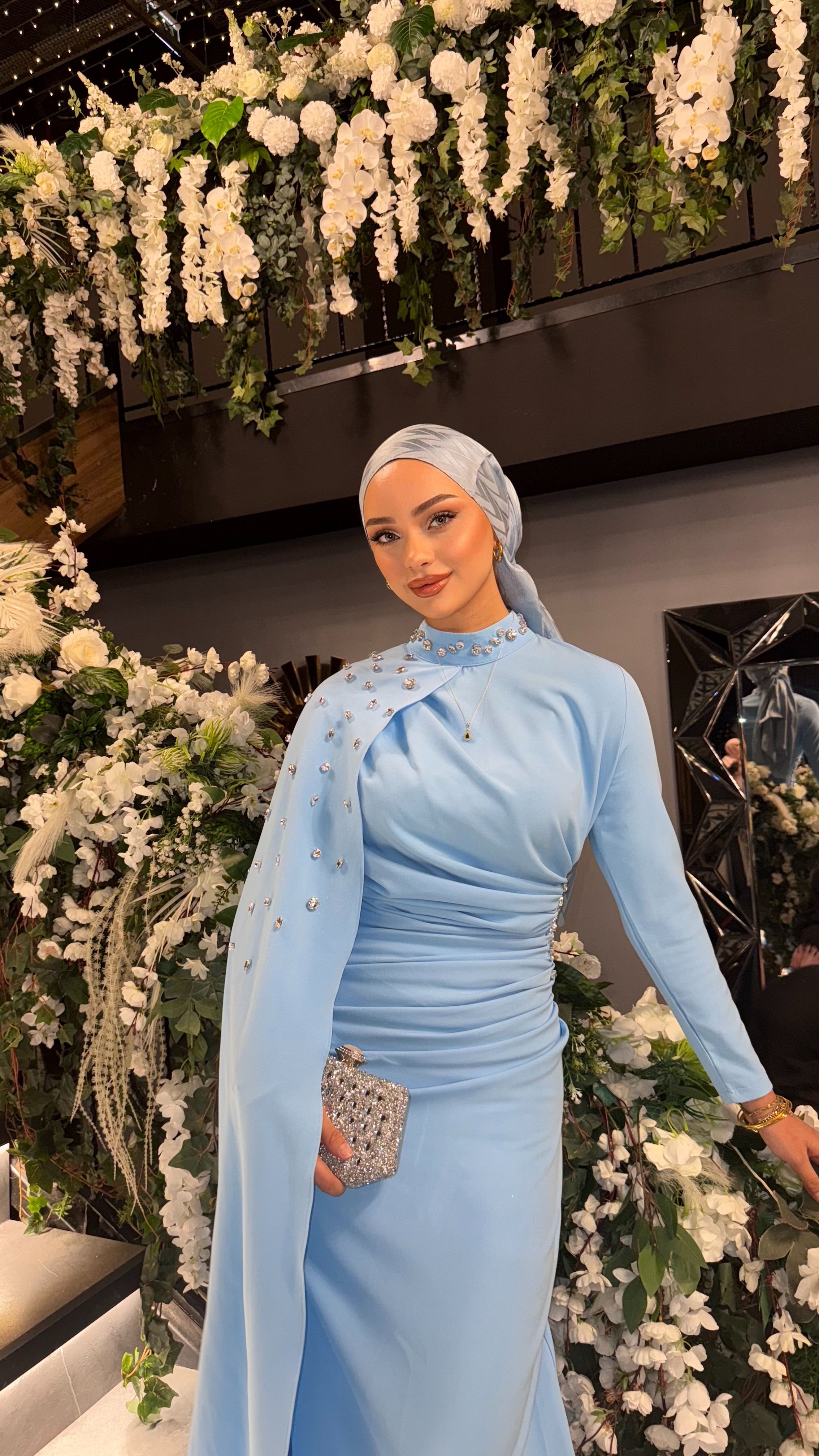 Serena Taşlı Elbise