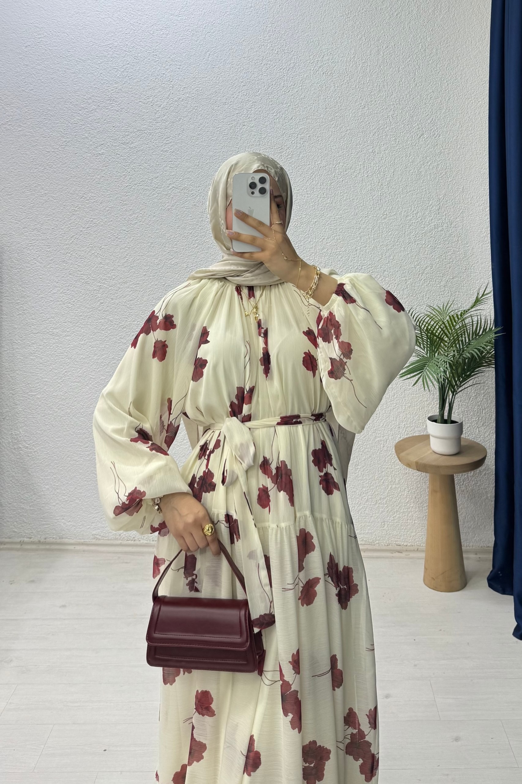 Çicek Desenli Şifon Elbise