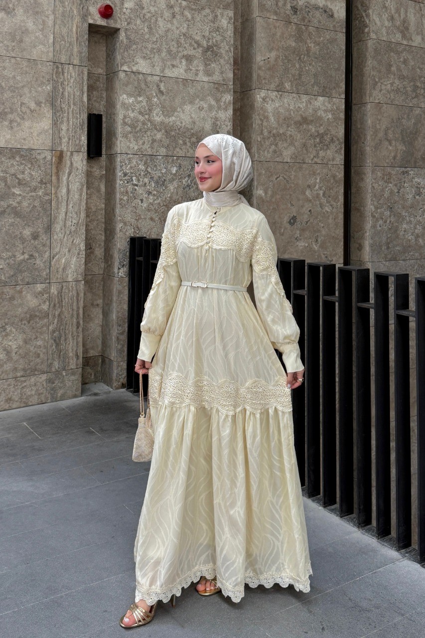 Dantelli Şifon Elbise