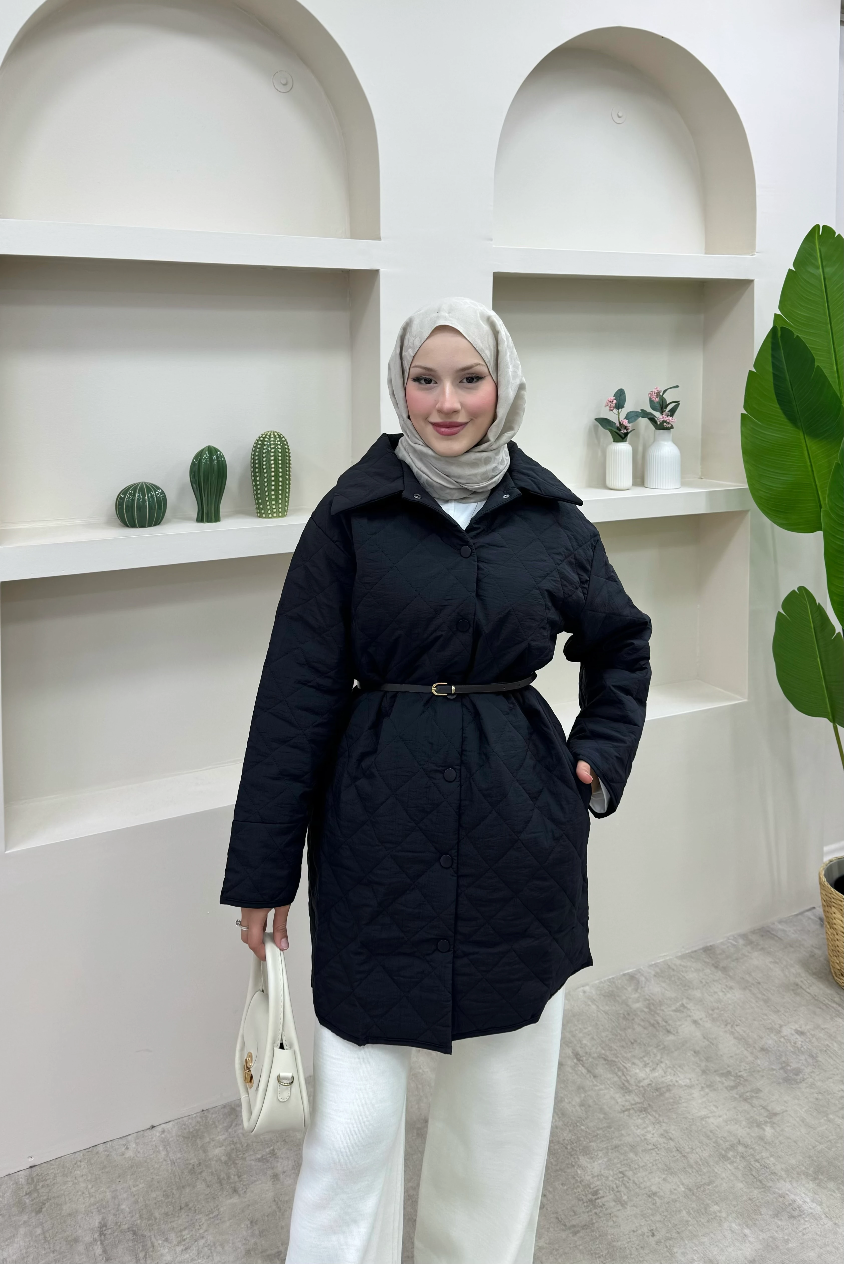 Basic Kapitone Mont - Siyah