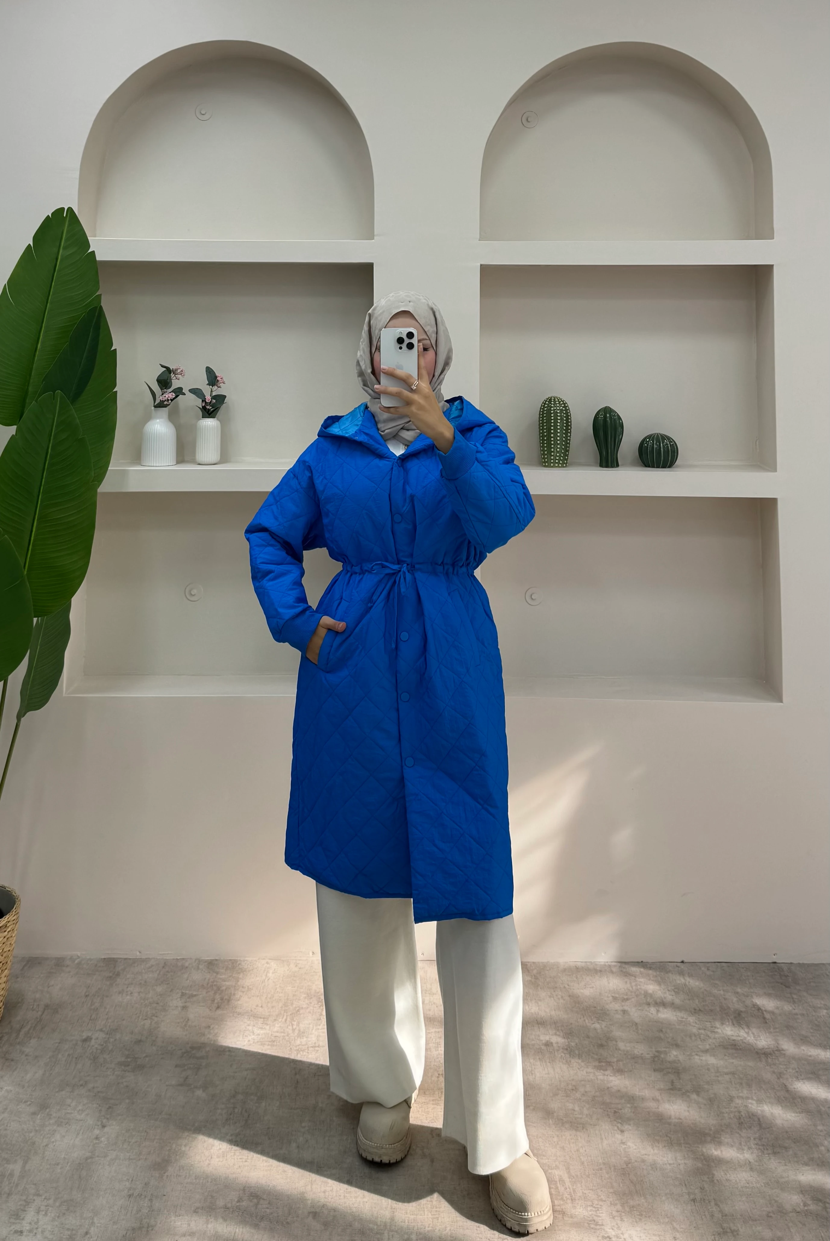 Pelerinli Kapitone Mont 