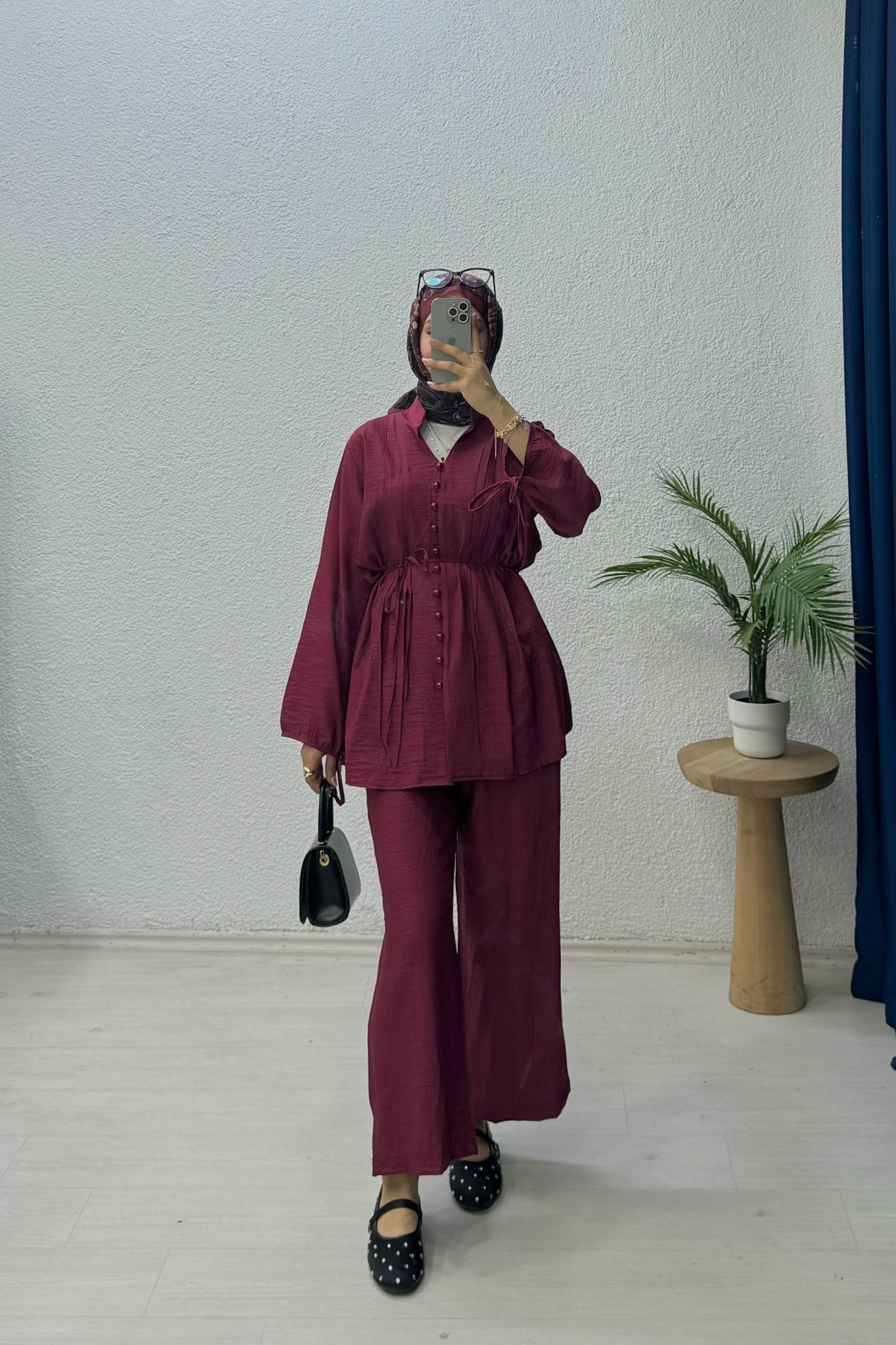 Düğmeli Bağlama Detaylı Takım - Bordo