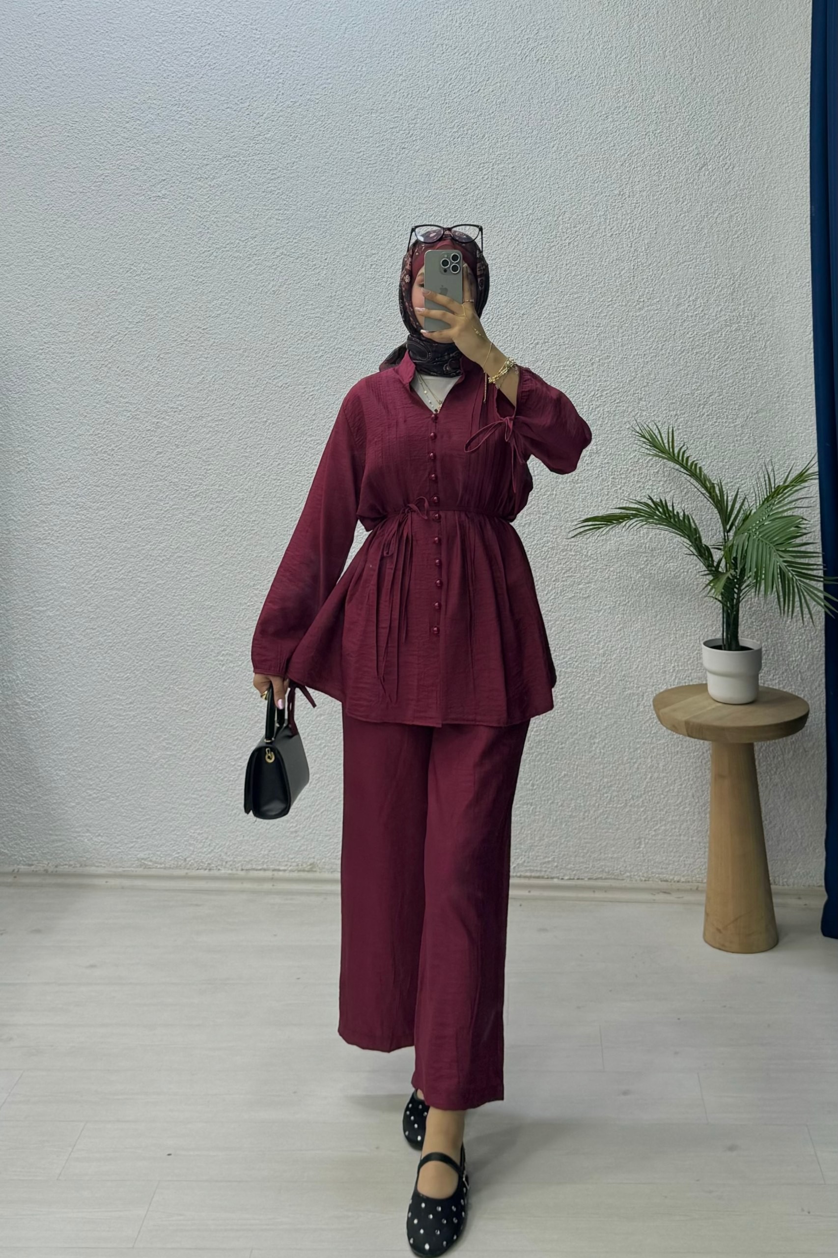 Düğmeli Bağlama Detaylı Takım - Bordo