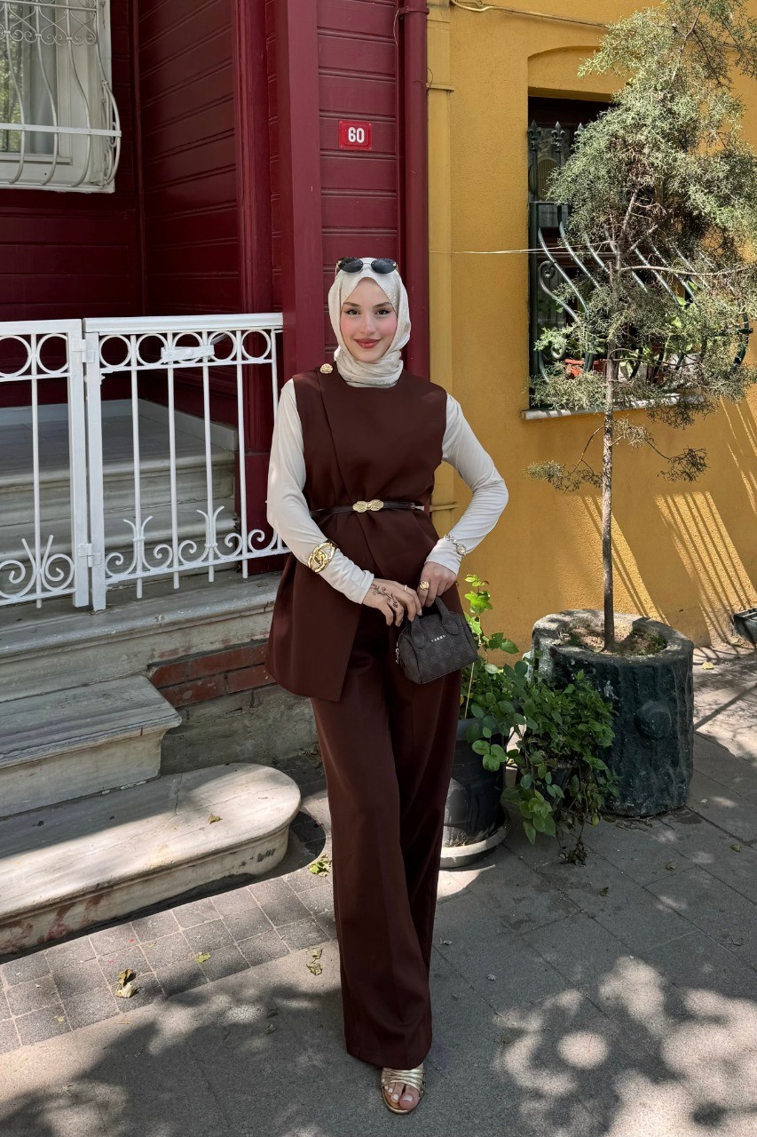 Yelekli Pantolon Takım - Kahverengi