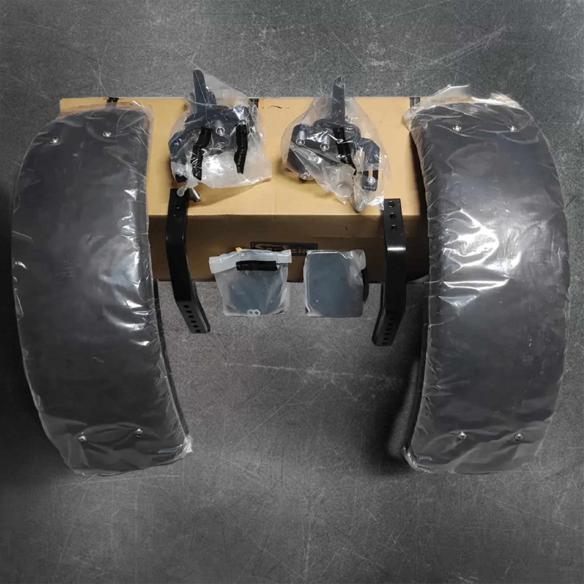 Ön Çamurluk Kiti T580B/S Faz 5 (SMKIT580BFAZ5)