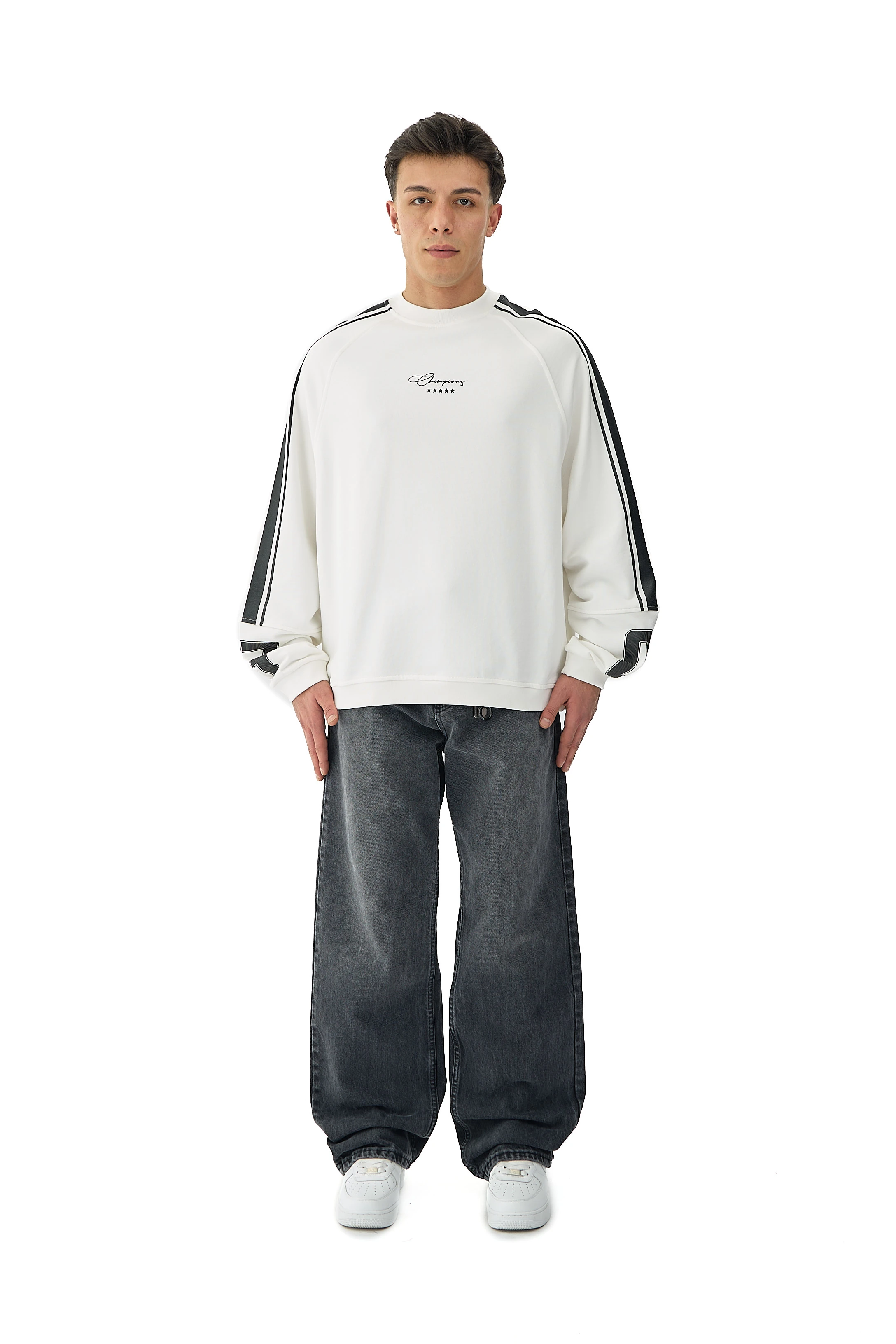 07 Champions Baskılı Oversize Pemium Sweatshirt - BEYAZ