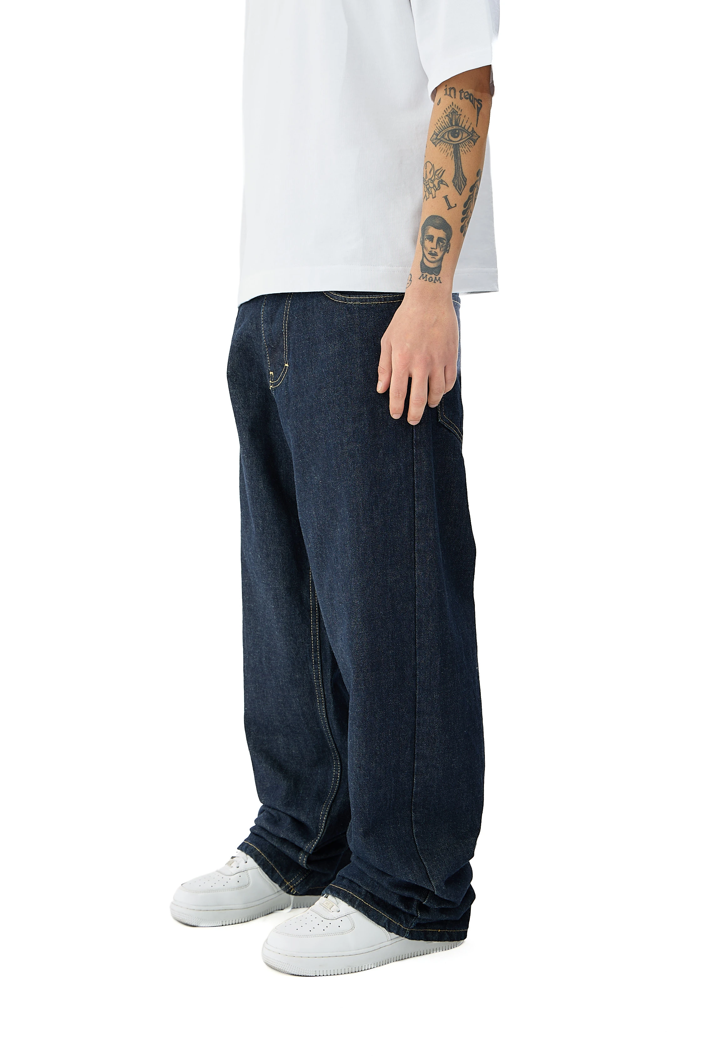 Basic Raw Baggy Jean