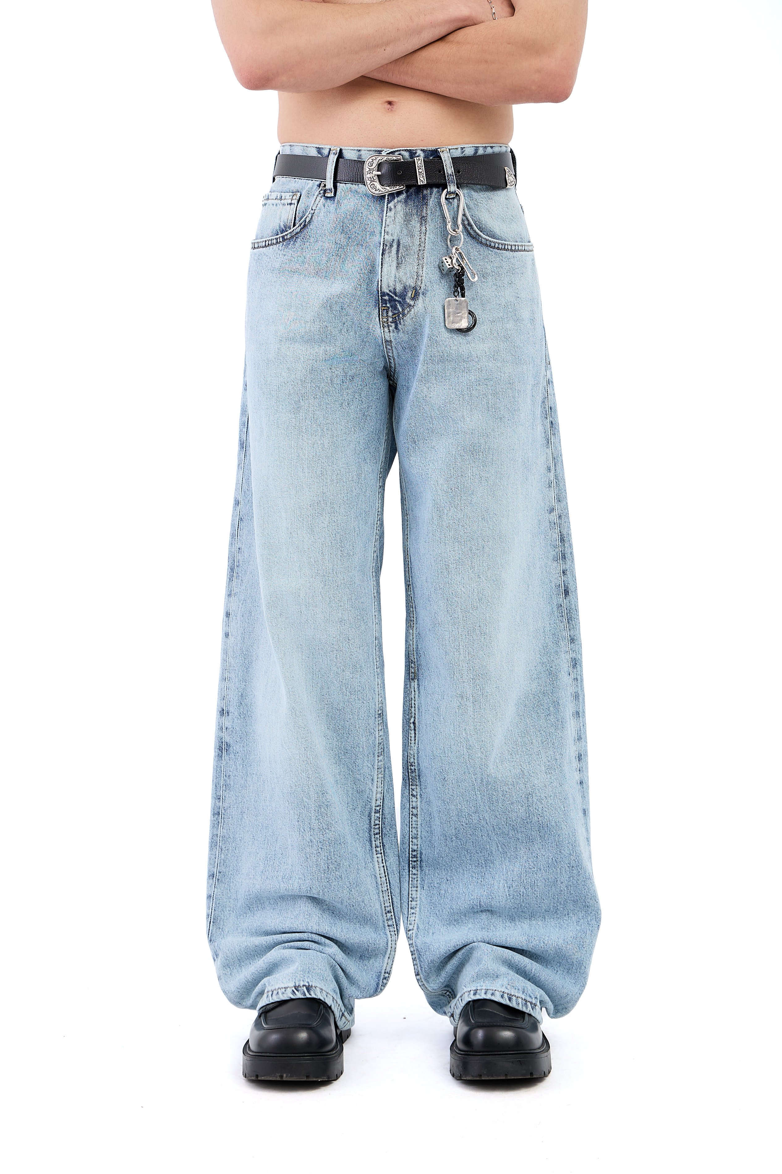 Soldurma Detay Açık Mavi Baggy Jean 
