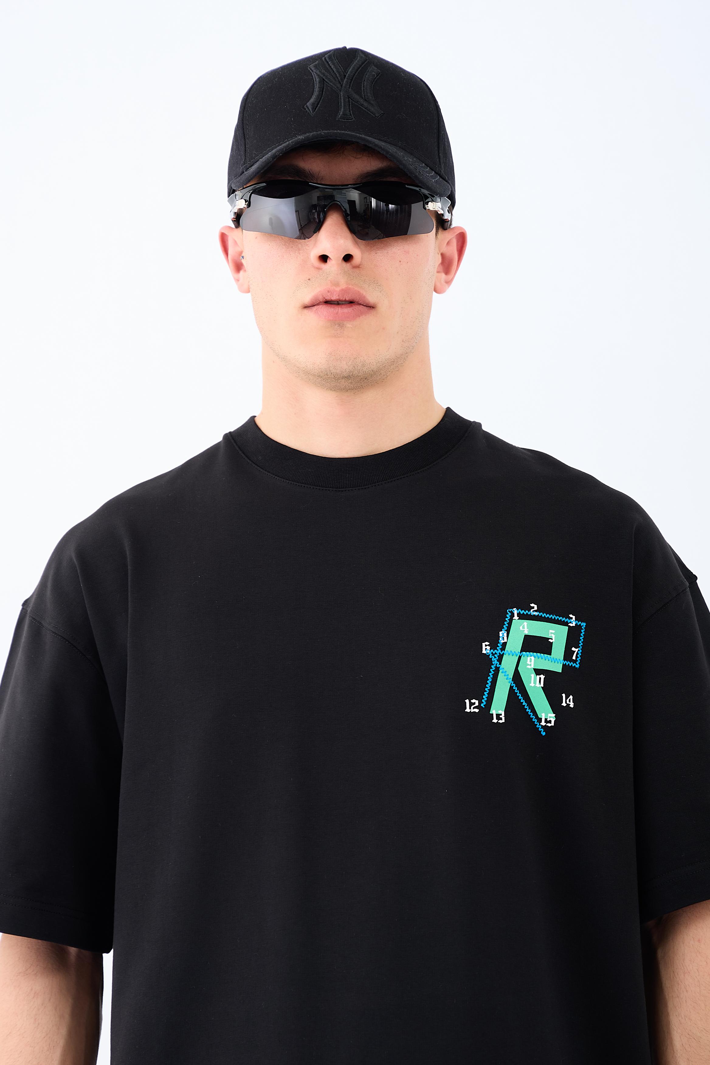 R Harf Nakışlı Premium Oversize Tişört