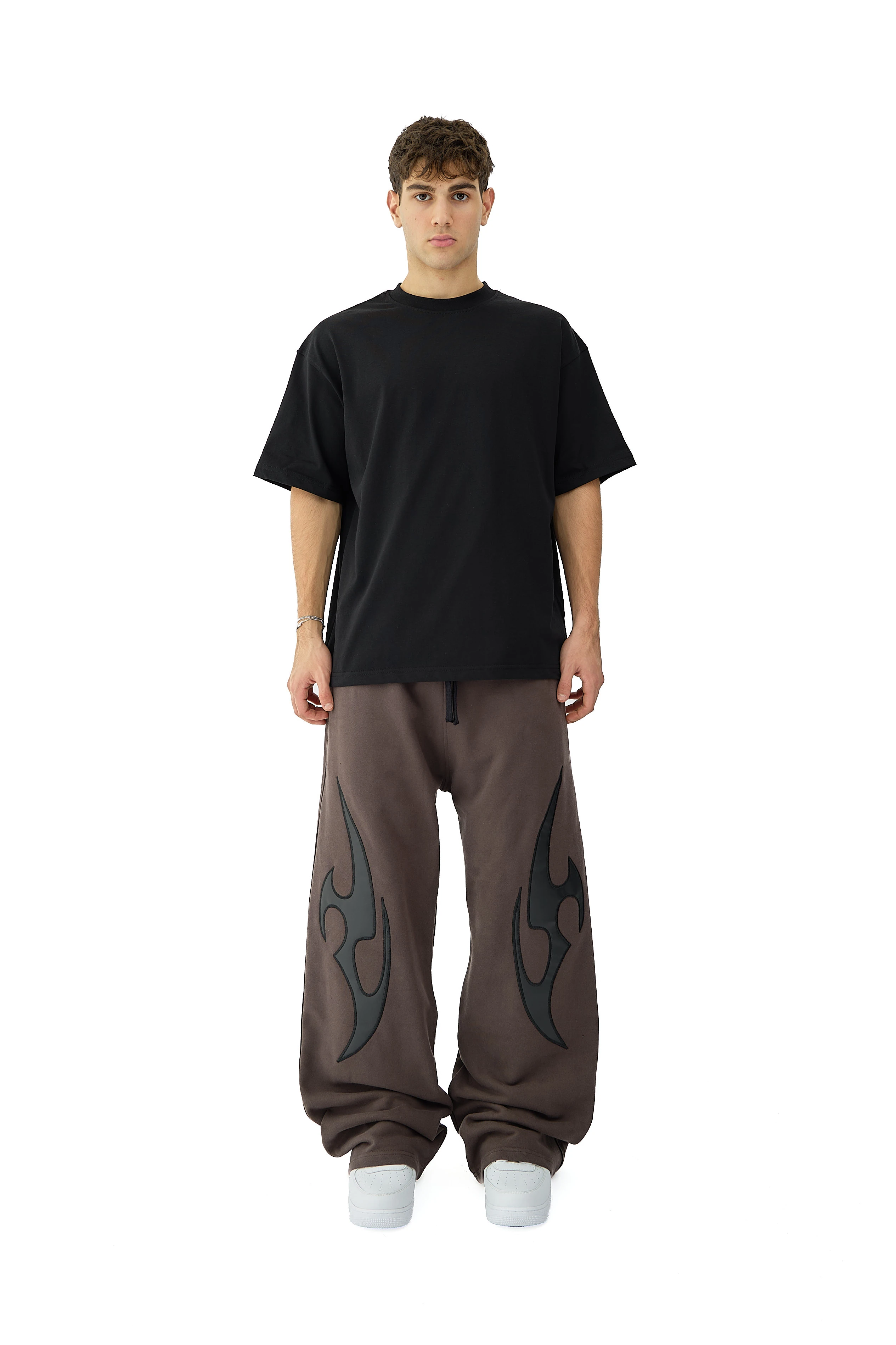 Blade Deri Nakış Detaylı Premium Sweatpant - KAHVERENGİ