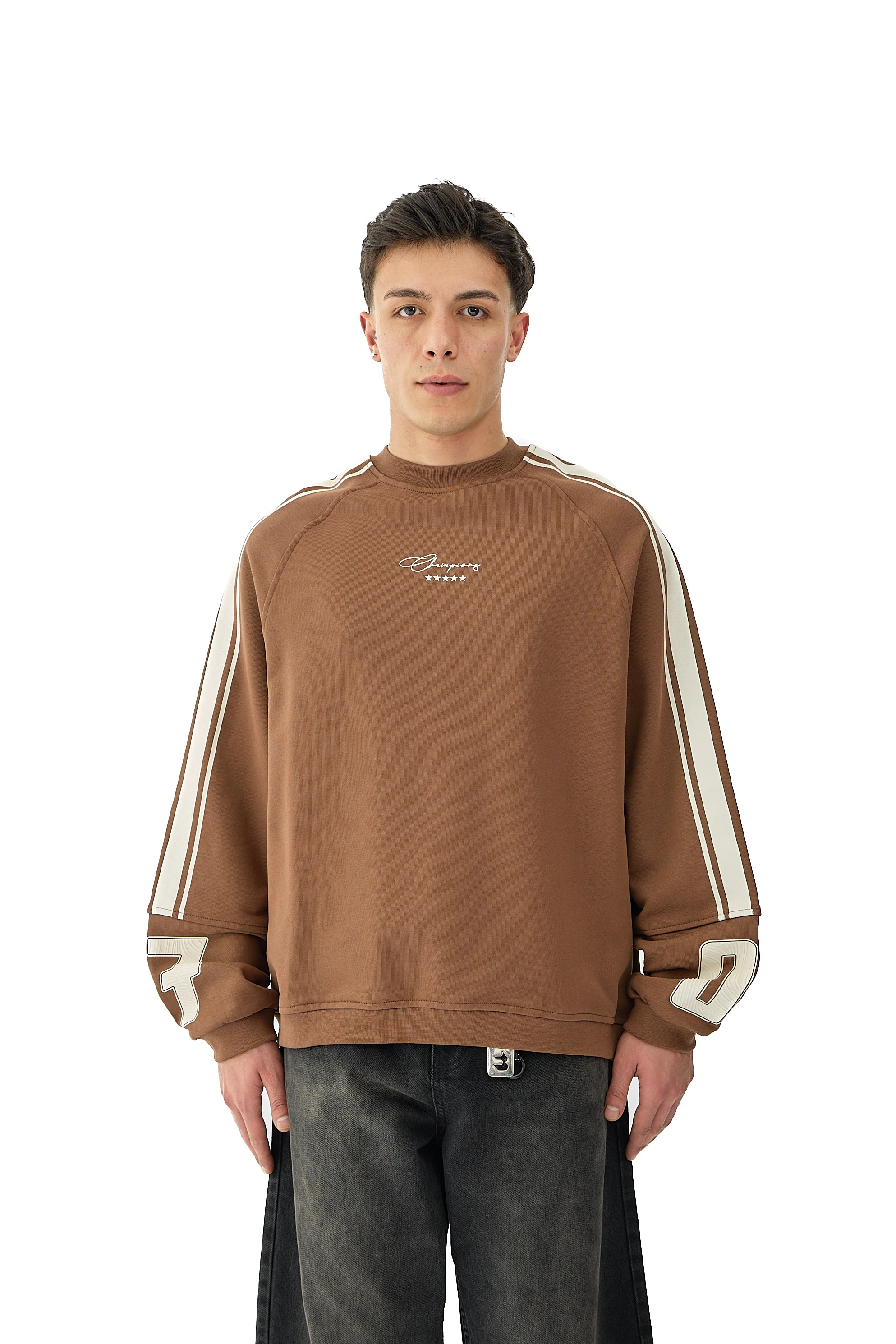 07 Champions Baskılı Oversize Pemium Sweatshirt - KAHVERENGİ