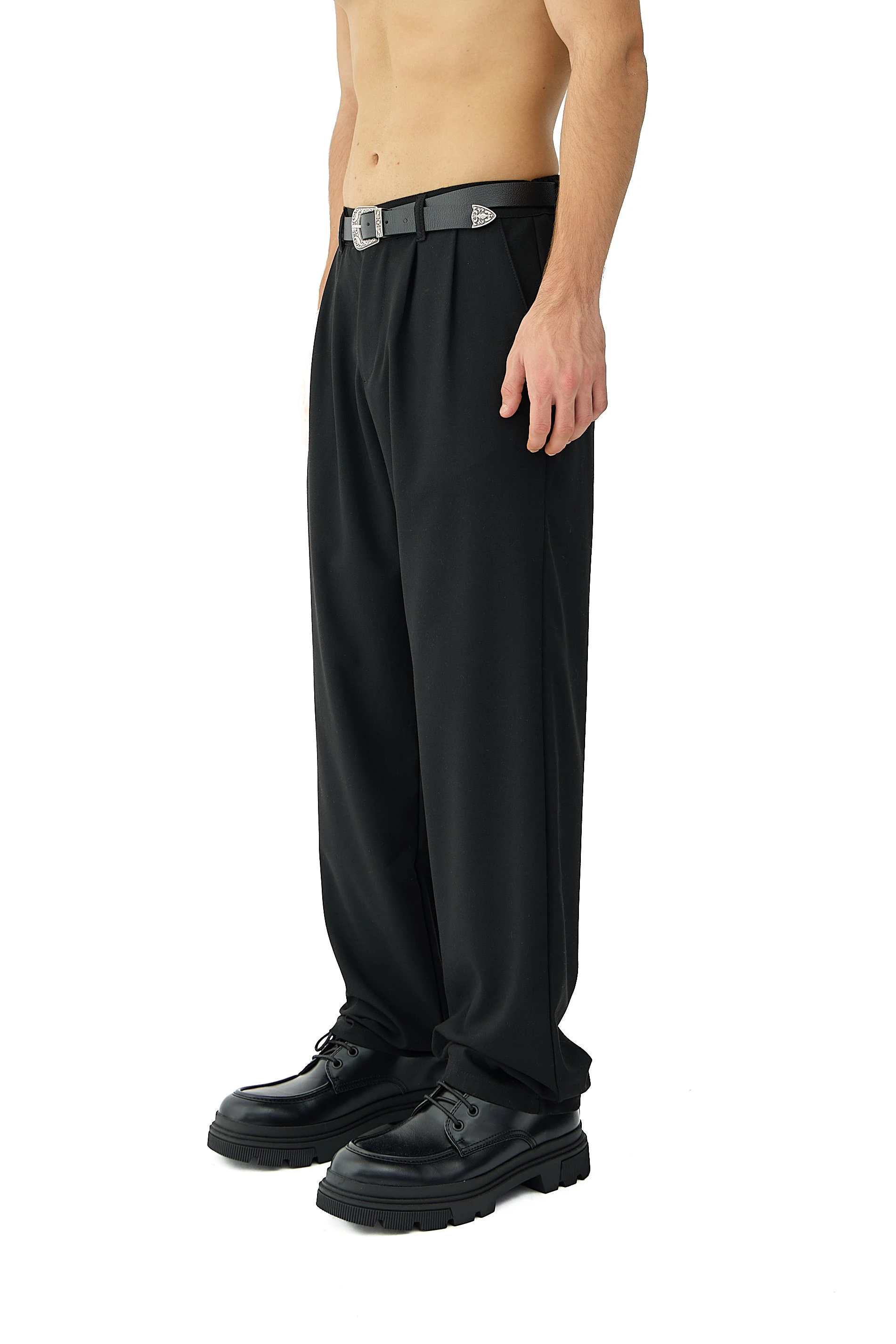 Kalın Tuşeli Pile Detaylı Baggy Fit Kumaş Pantolon 