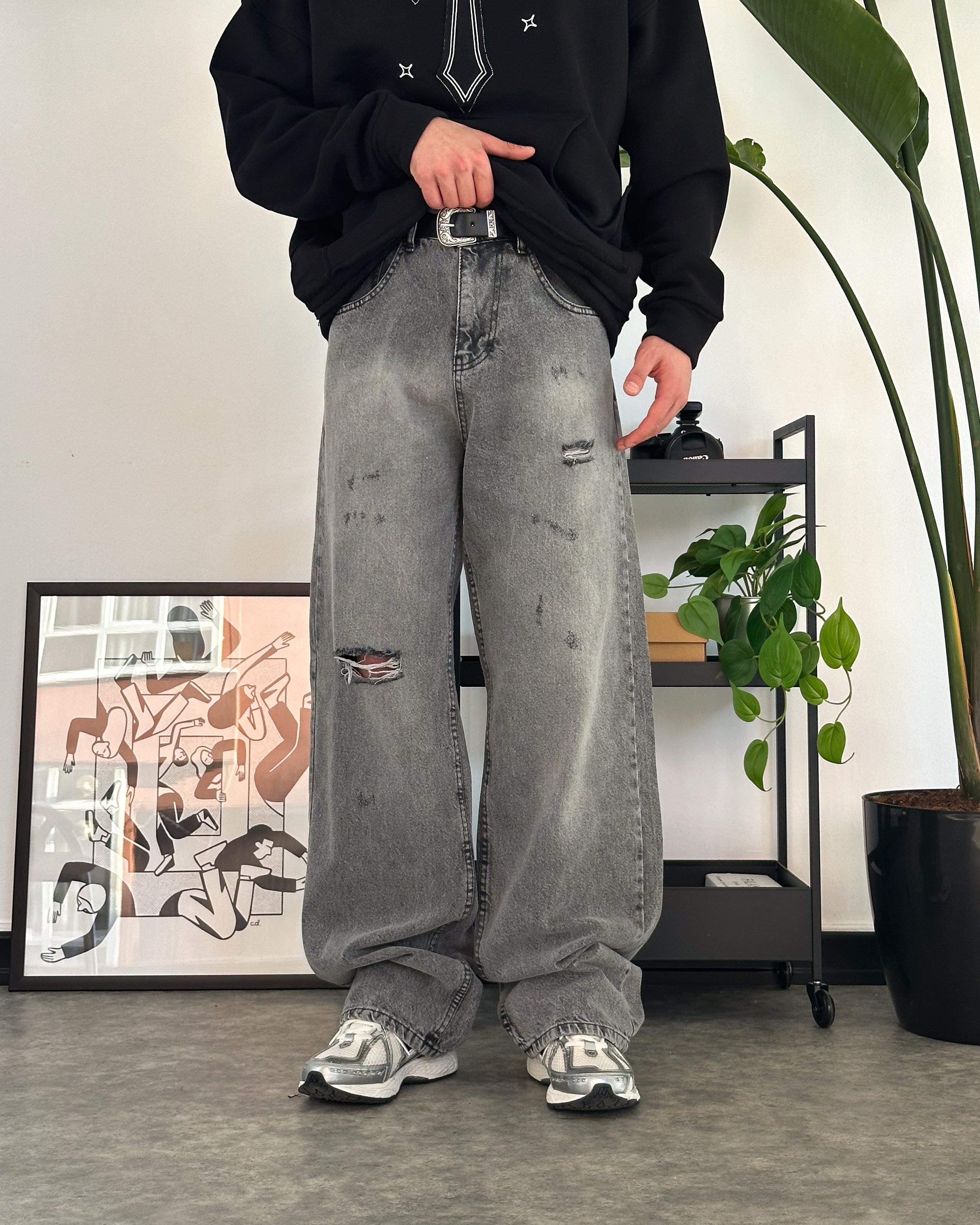 Yırtık Detaylı Baggy Jean
