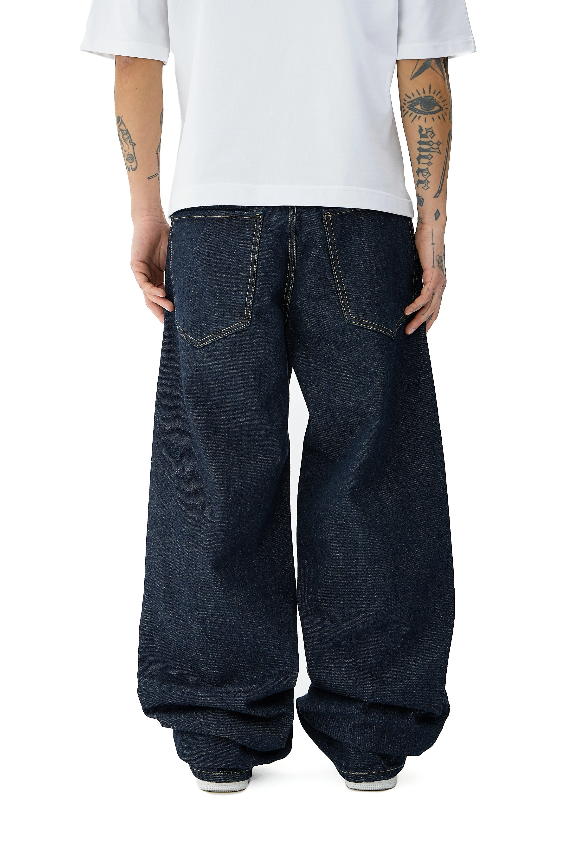 Basic Raw Baggy Jean