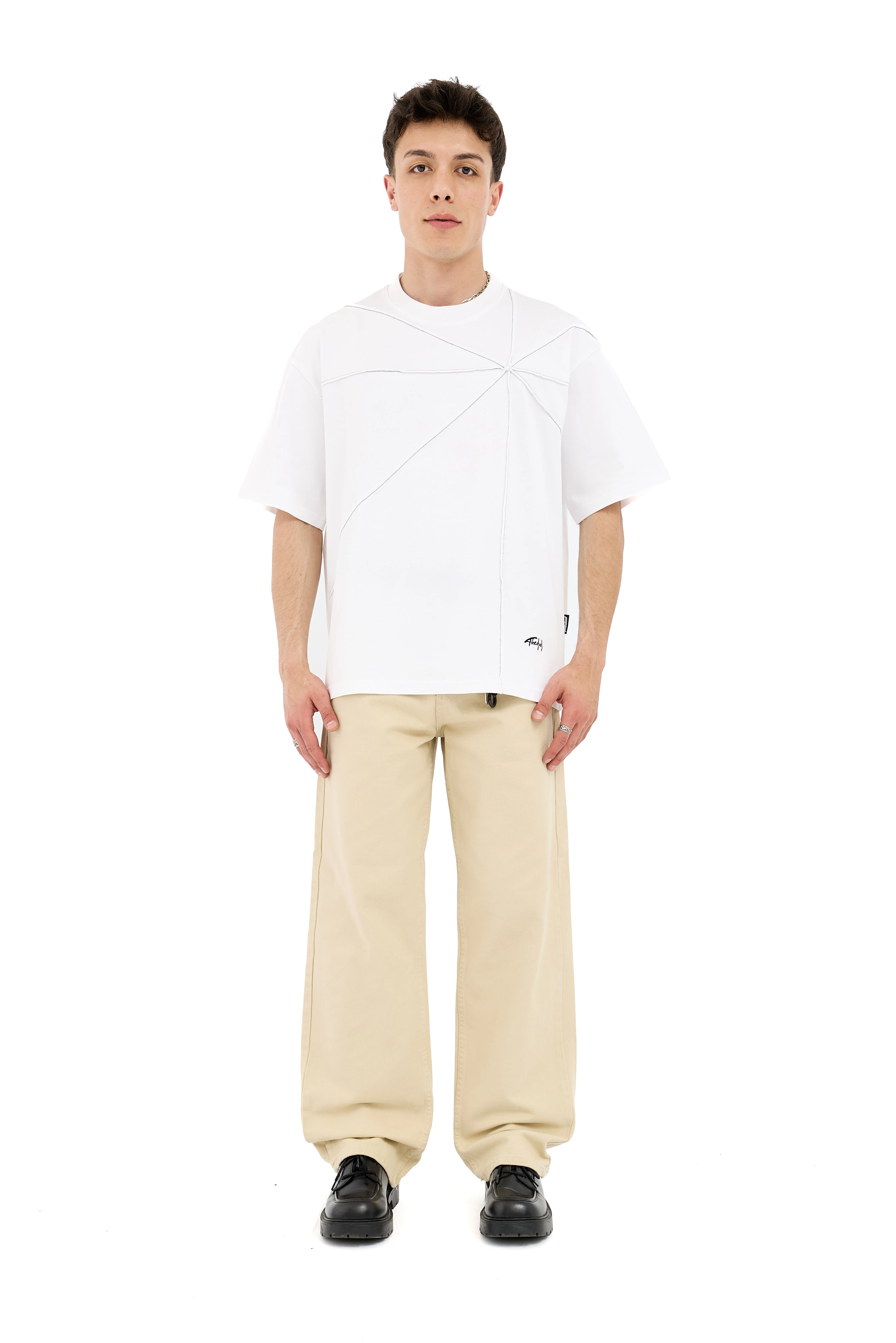 Ağ Detay Ters Dikiş Oversize Tişört