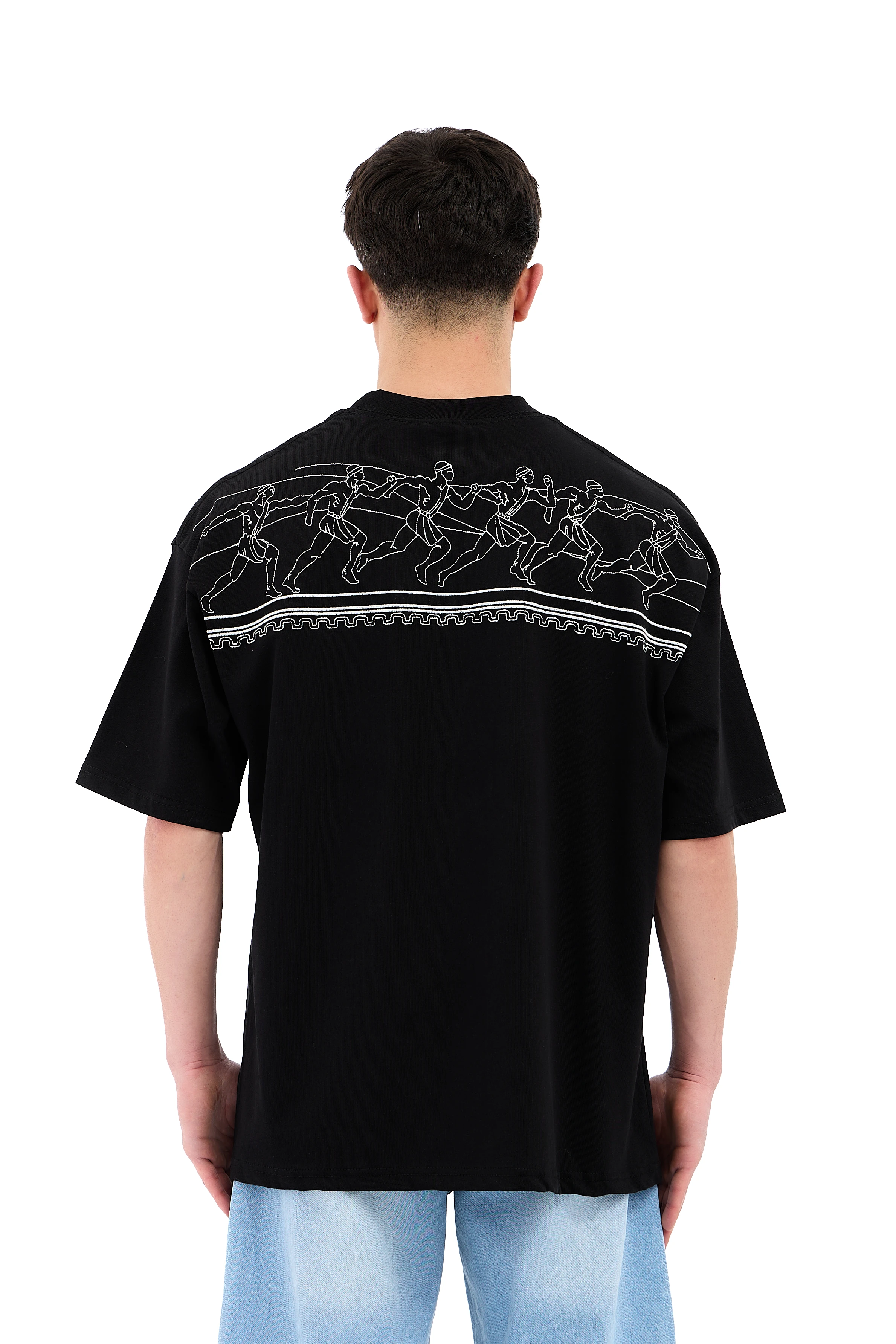 12 Nakış Detay Oversize Tişört