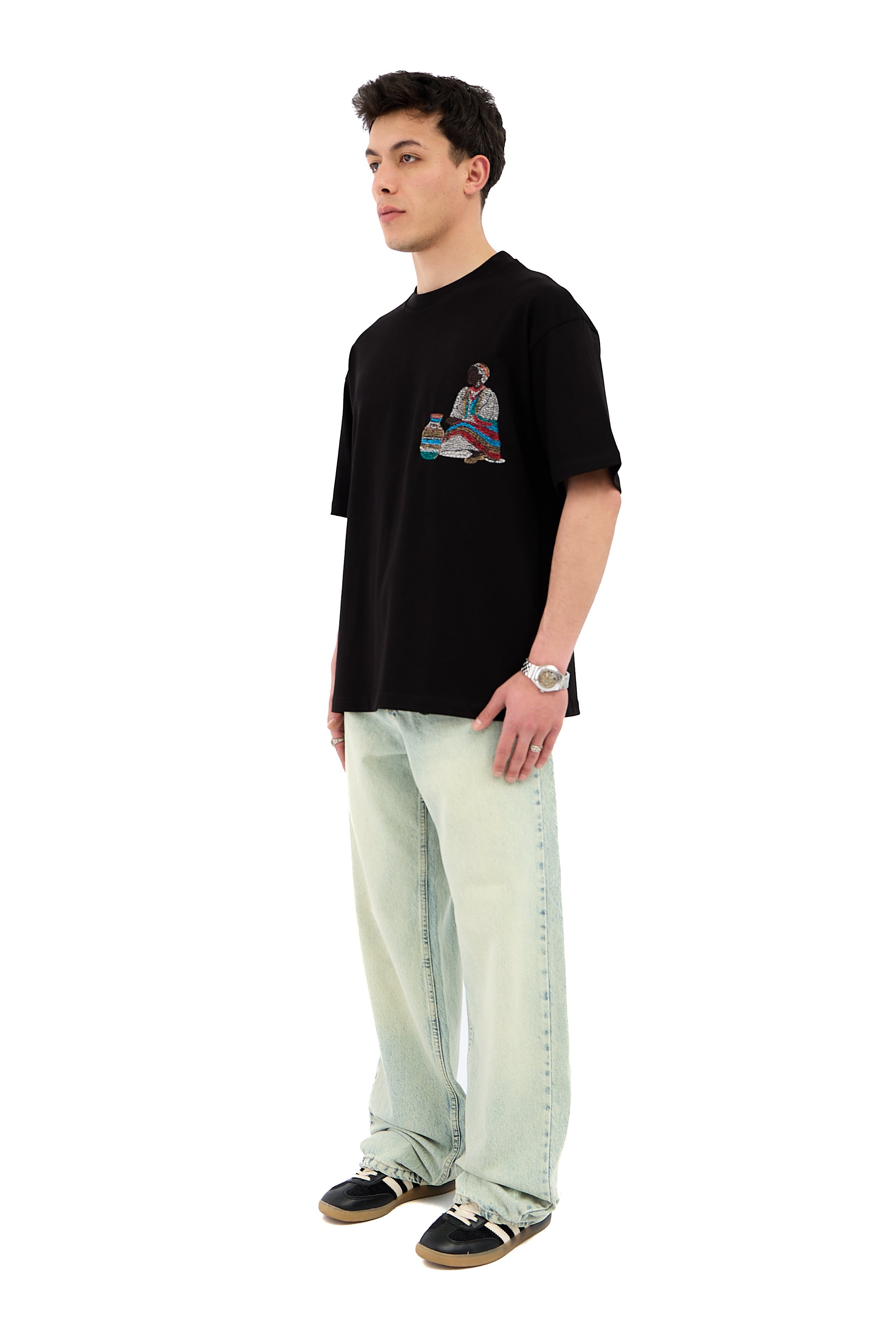 Etnik Nakışlı Oversize Tişört