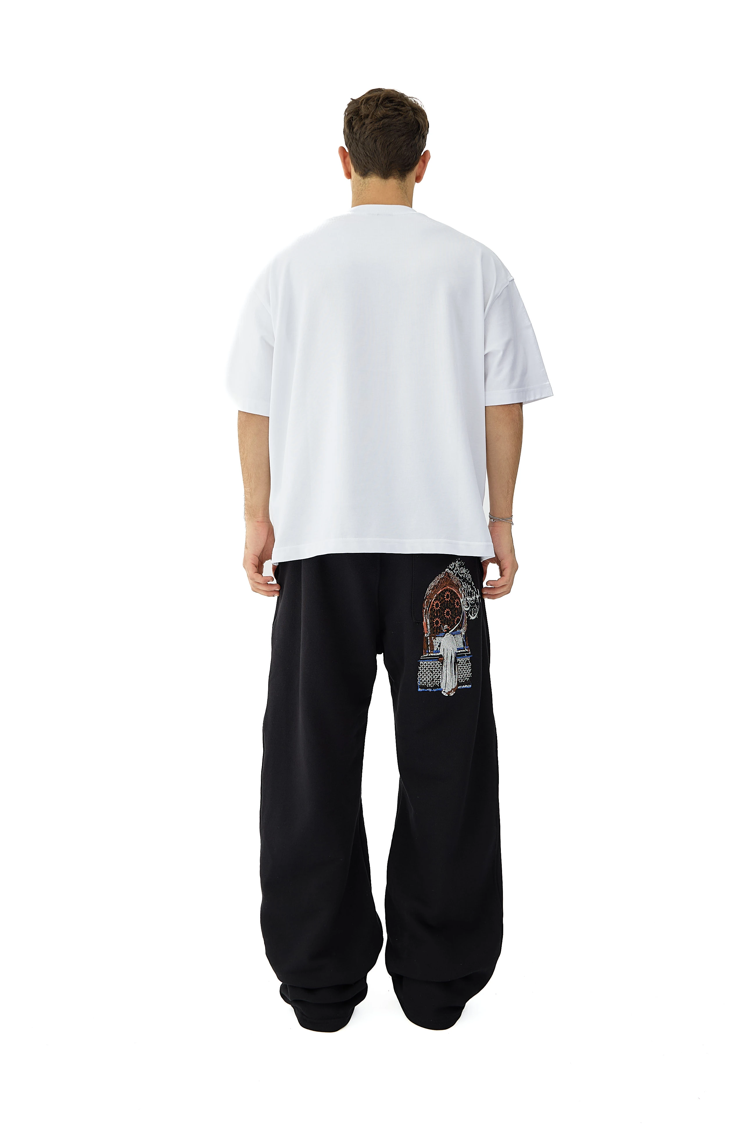 Mystic Courtyard Nakış Detaylı Premium Sweatpant