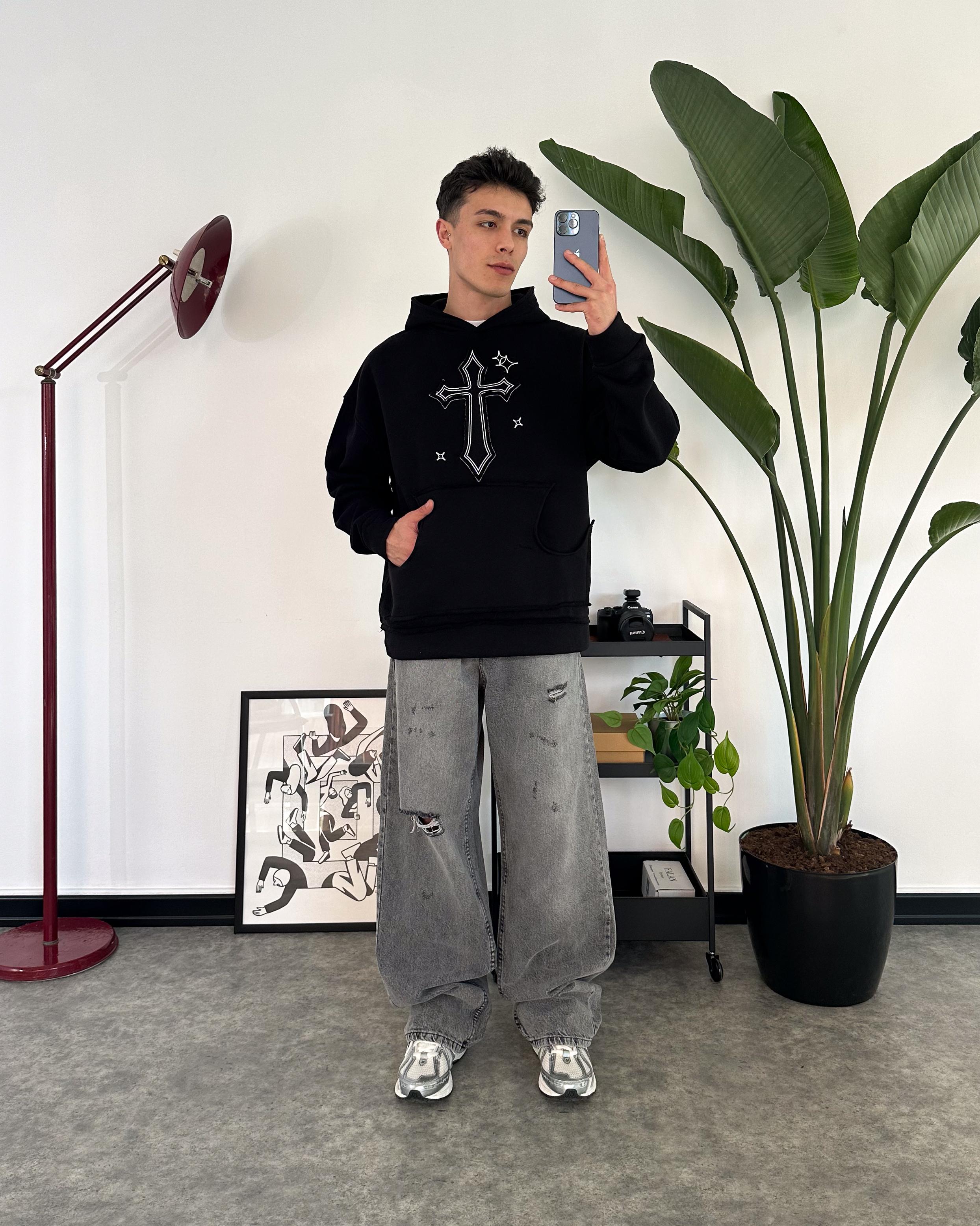 Yırtık Detaylı Baggy Jean