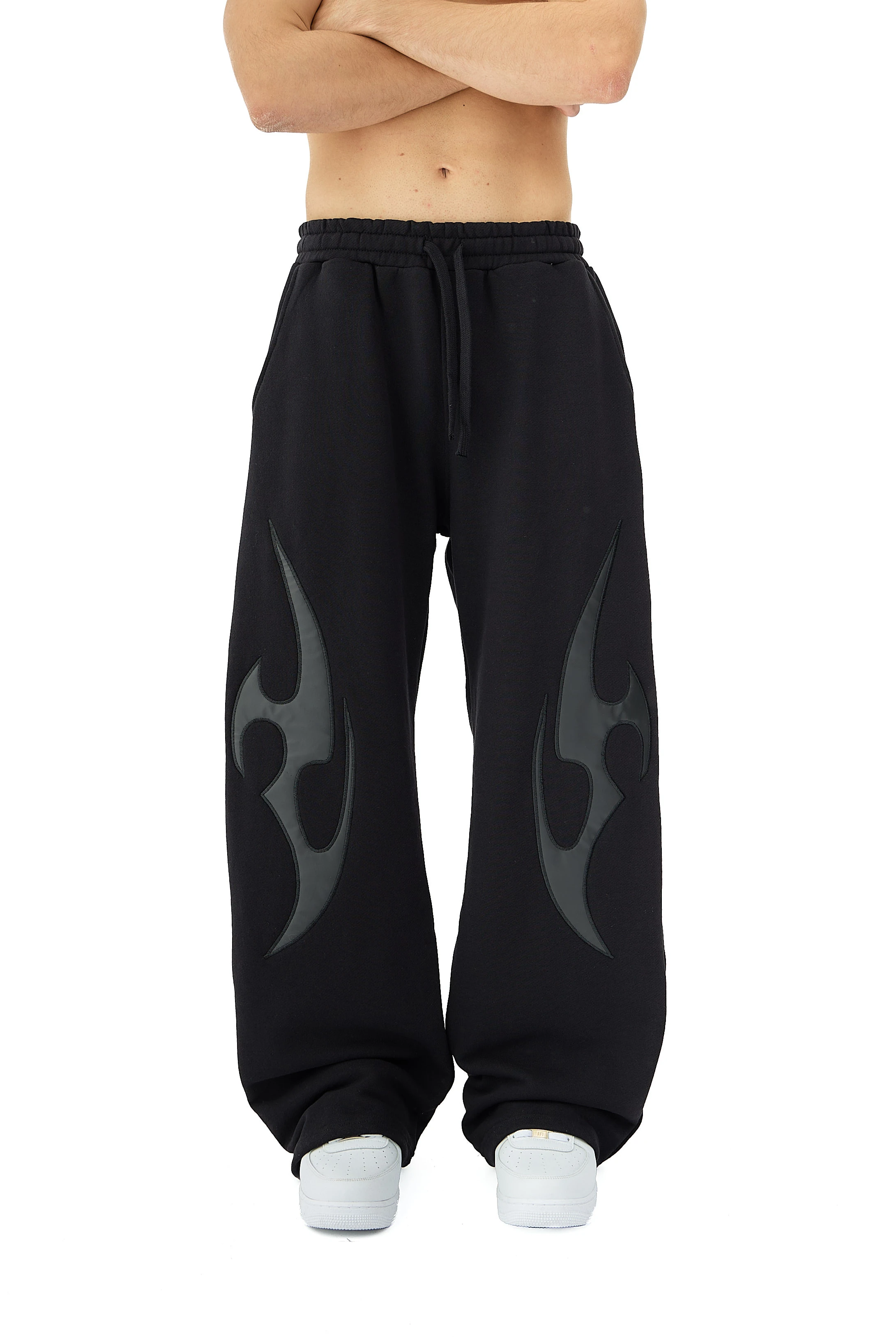 Blade Deri Nakış Detaylı Premium Sweatpant - SİYAH