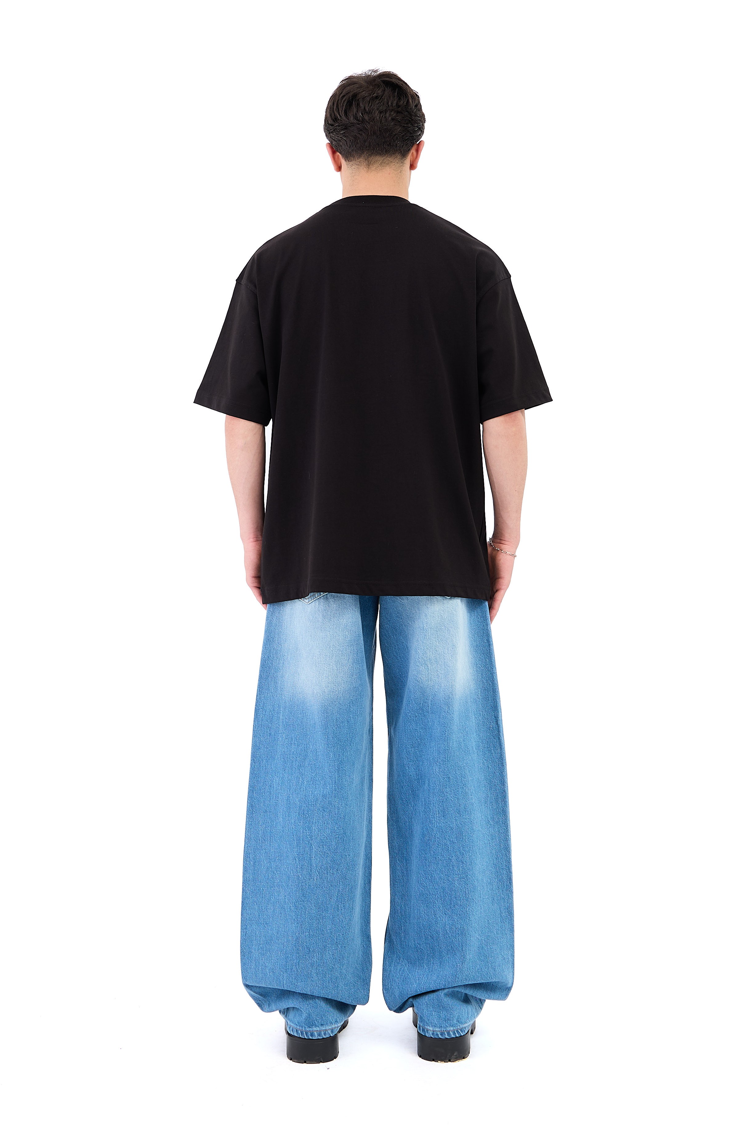 Future Nakış Detay Oversize Tişört 