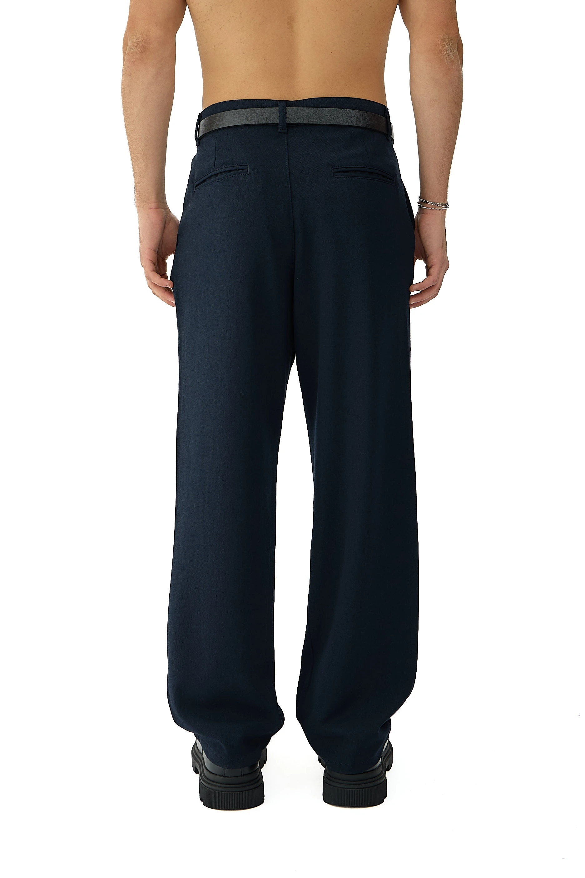 Kalın Tuşeli Pile Detaylı Baggy Fit Kumaş Pantolon  - LACİVERT