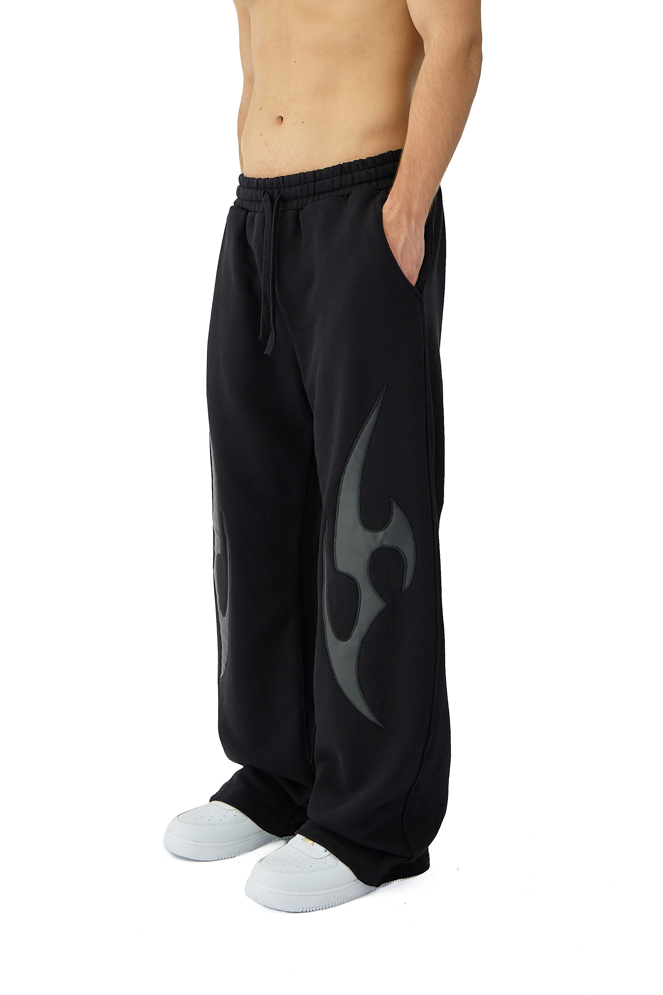 Blade Deri Nakış Detaylı Premium Sweatpant