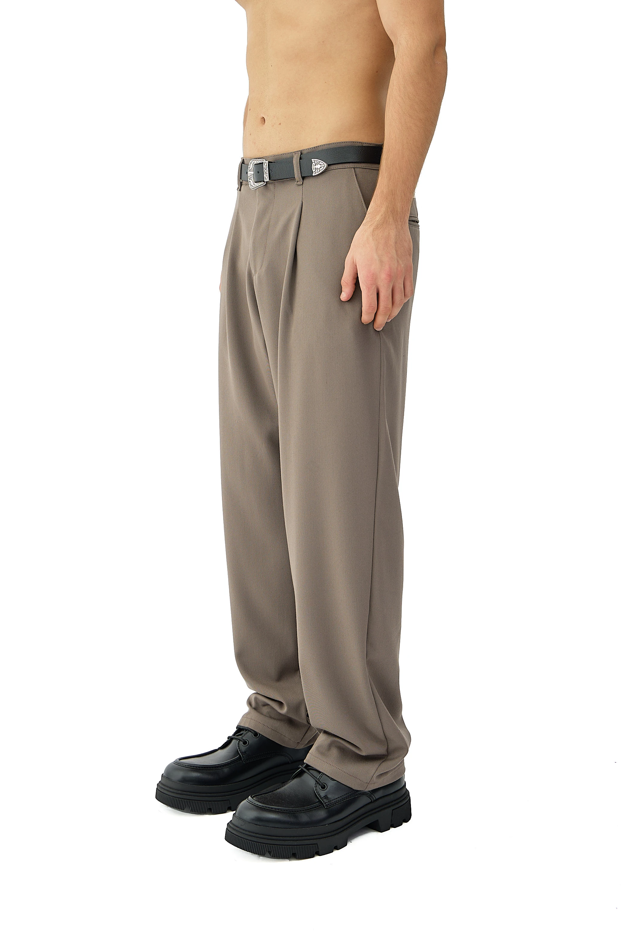 Kalın Tuşeli Pile Detaylı Baggy Fit Kumaş Pantolon  - KOYU BEJ