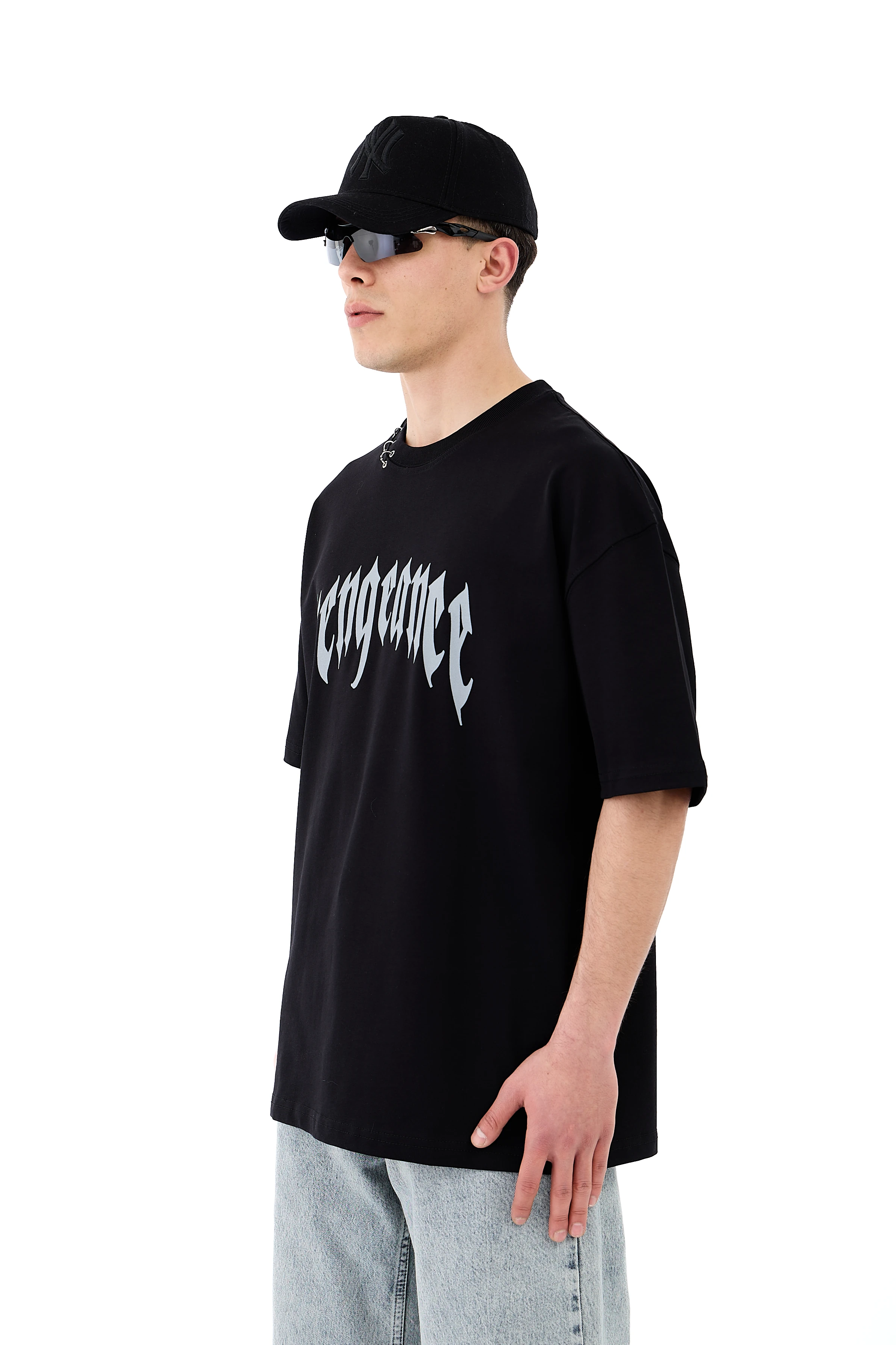 Vengeance Piercing Detay Oversize Tişört