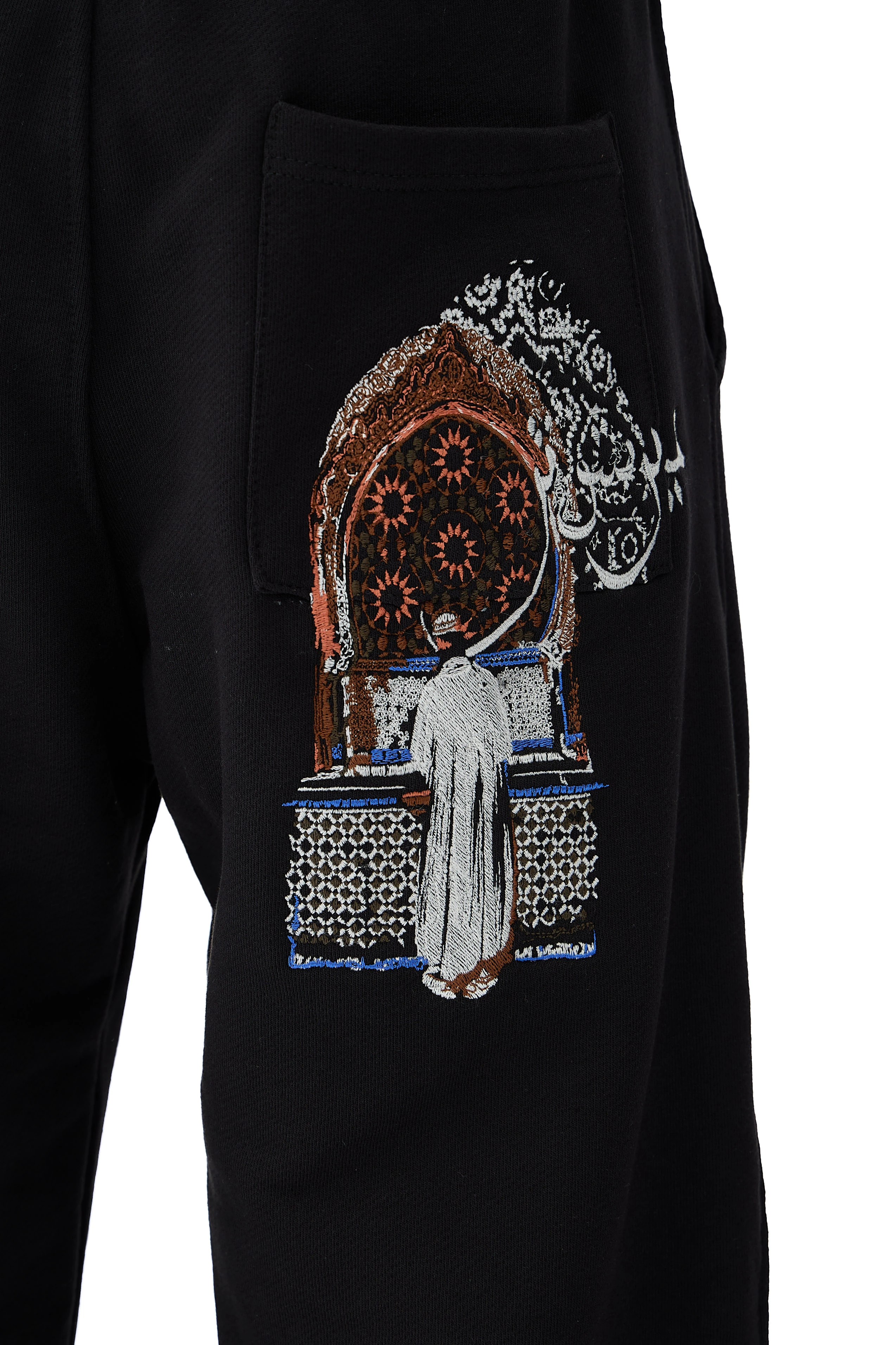 Mystic Courtyard Nakış Detaylı Premium Sweatpant