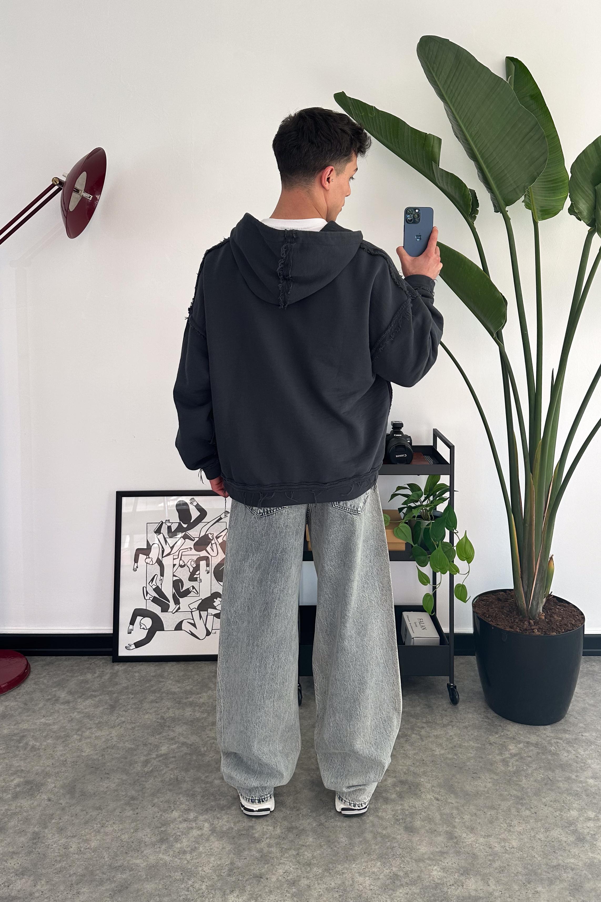 Basic Acid Washed Baggy Jean