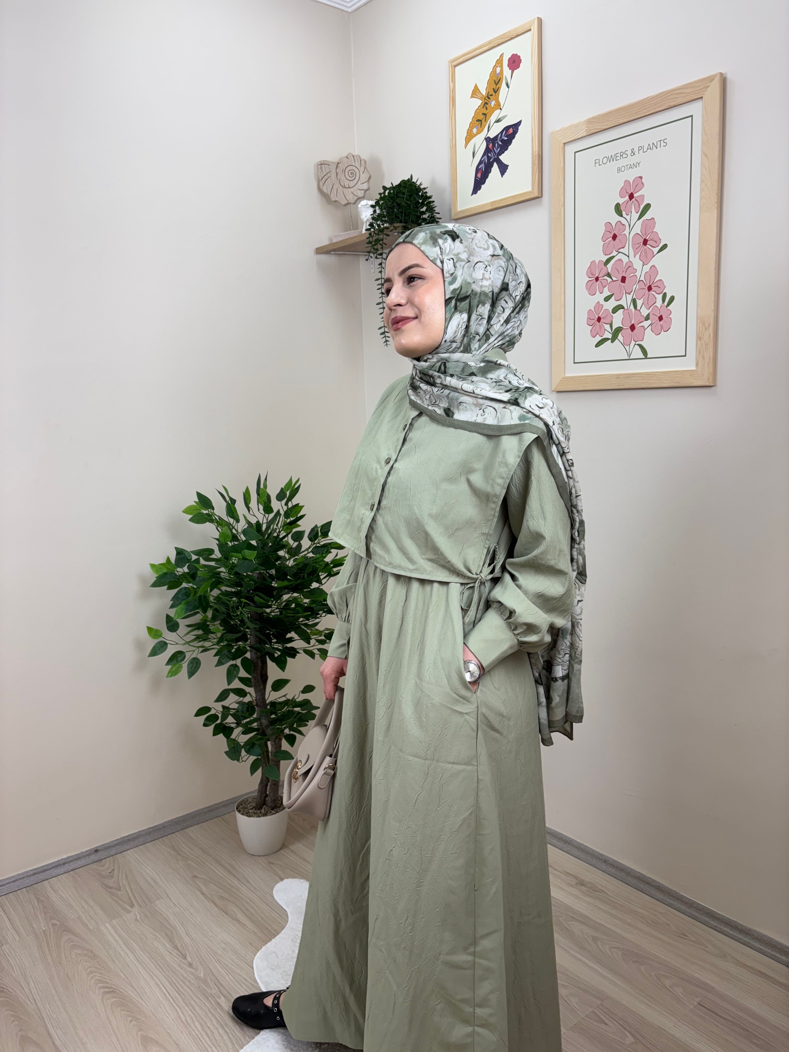 Ham Düğmeli Elbise