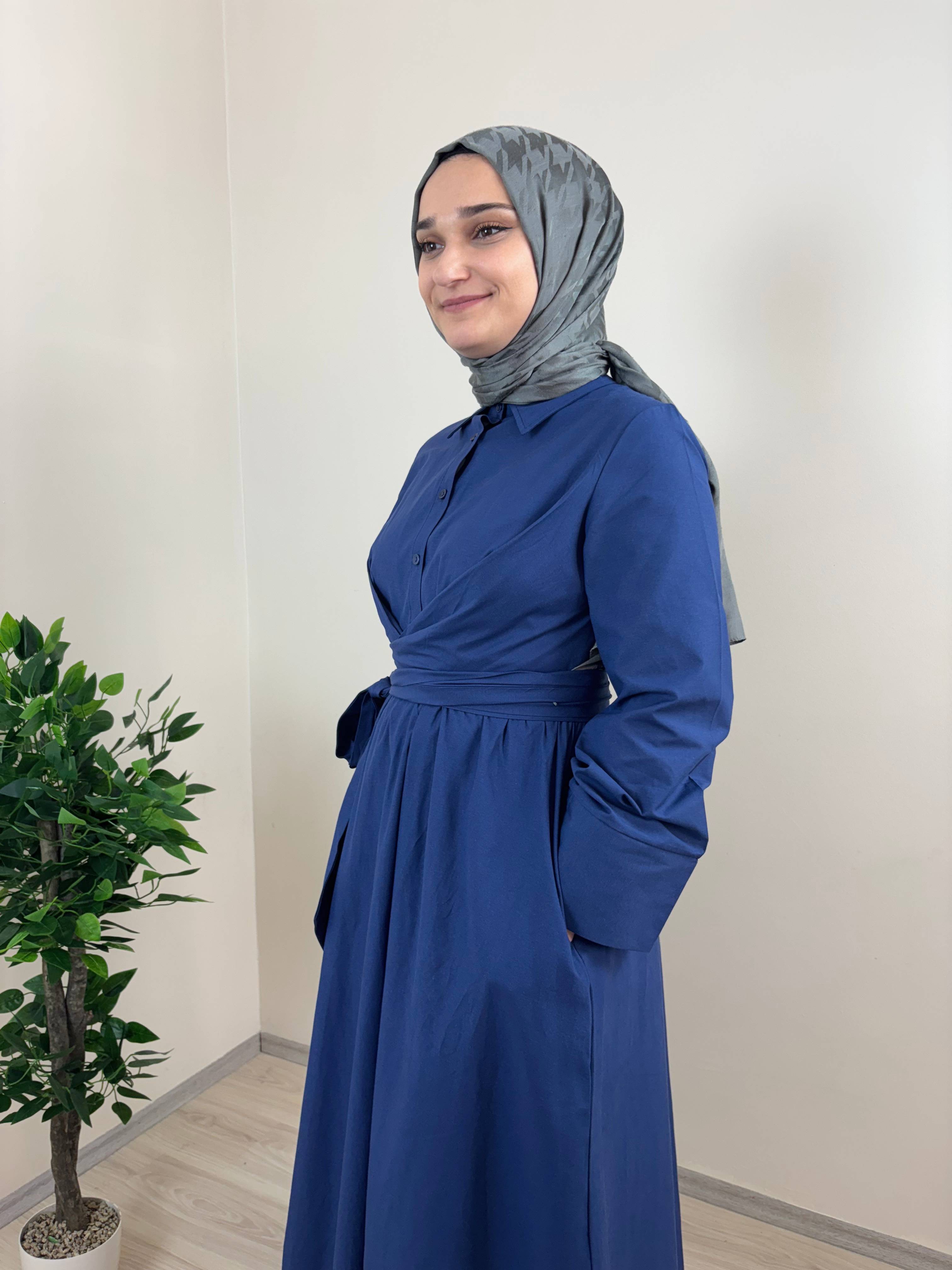Önü Bağlamalı Premium Elbise