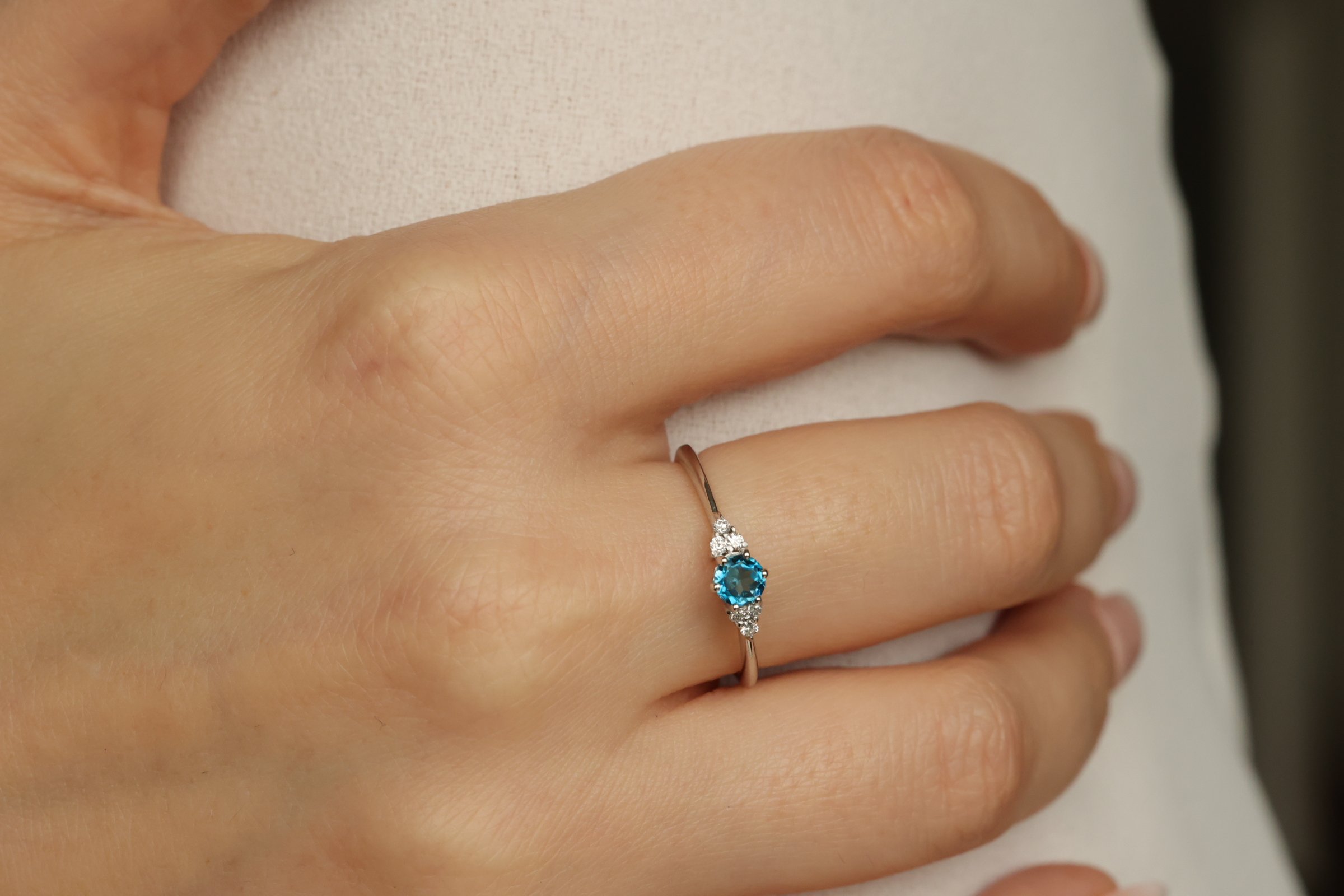 Blue Topaz Pırlanta Yüzük