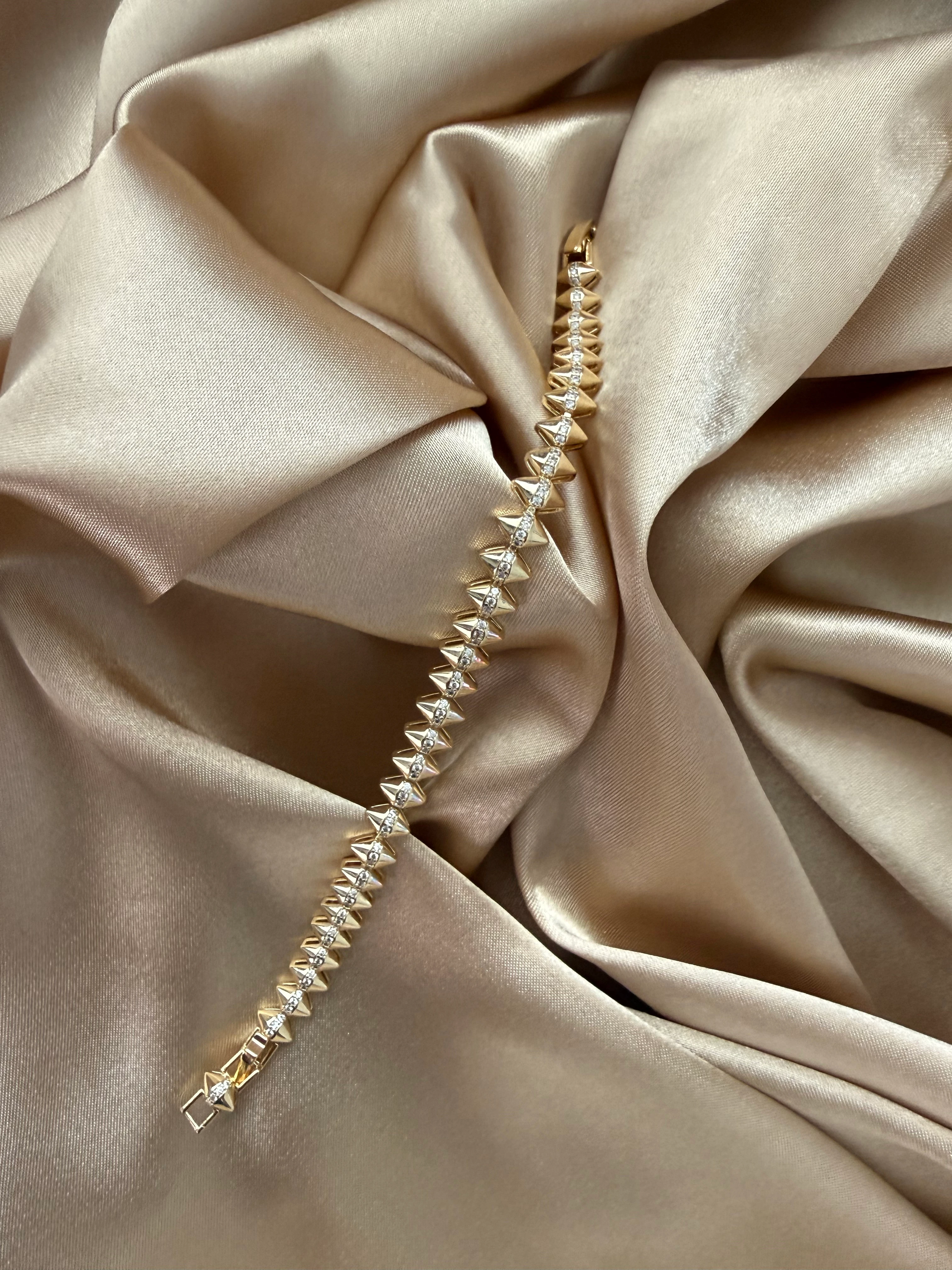 Taşlı Damla Çelik bileklik