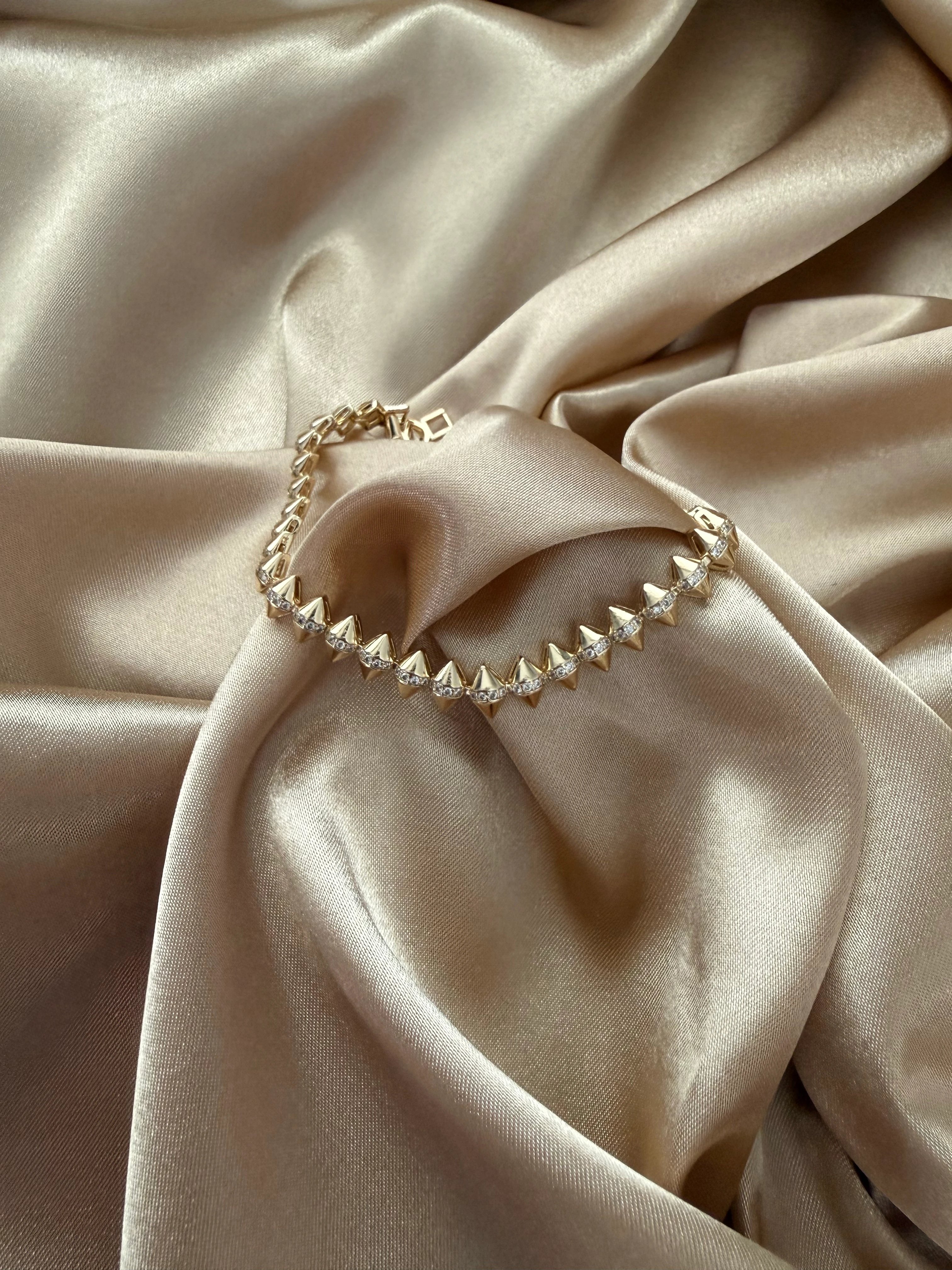 Taşlı Damla Çelik bileklik