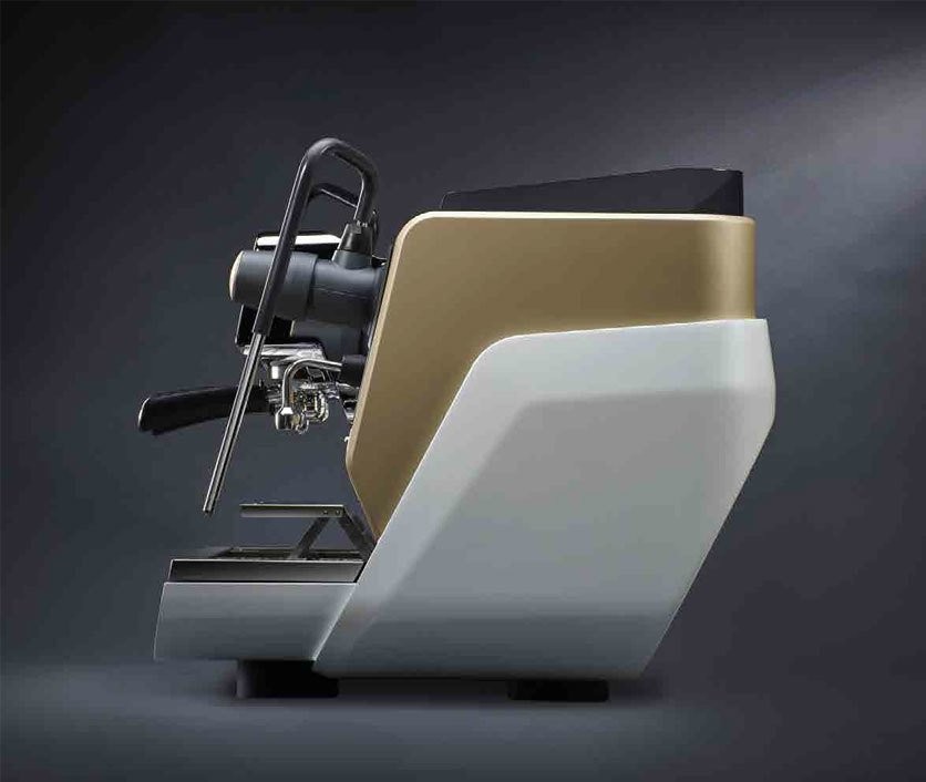 Wega Nova EVD3 Tam Otomatik Espresso Kahve Makinesi, 3 Gruplu