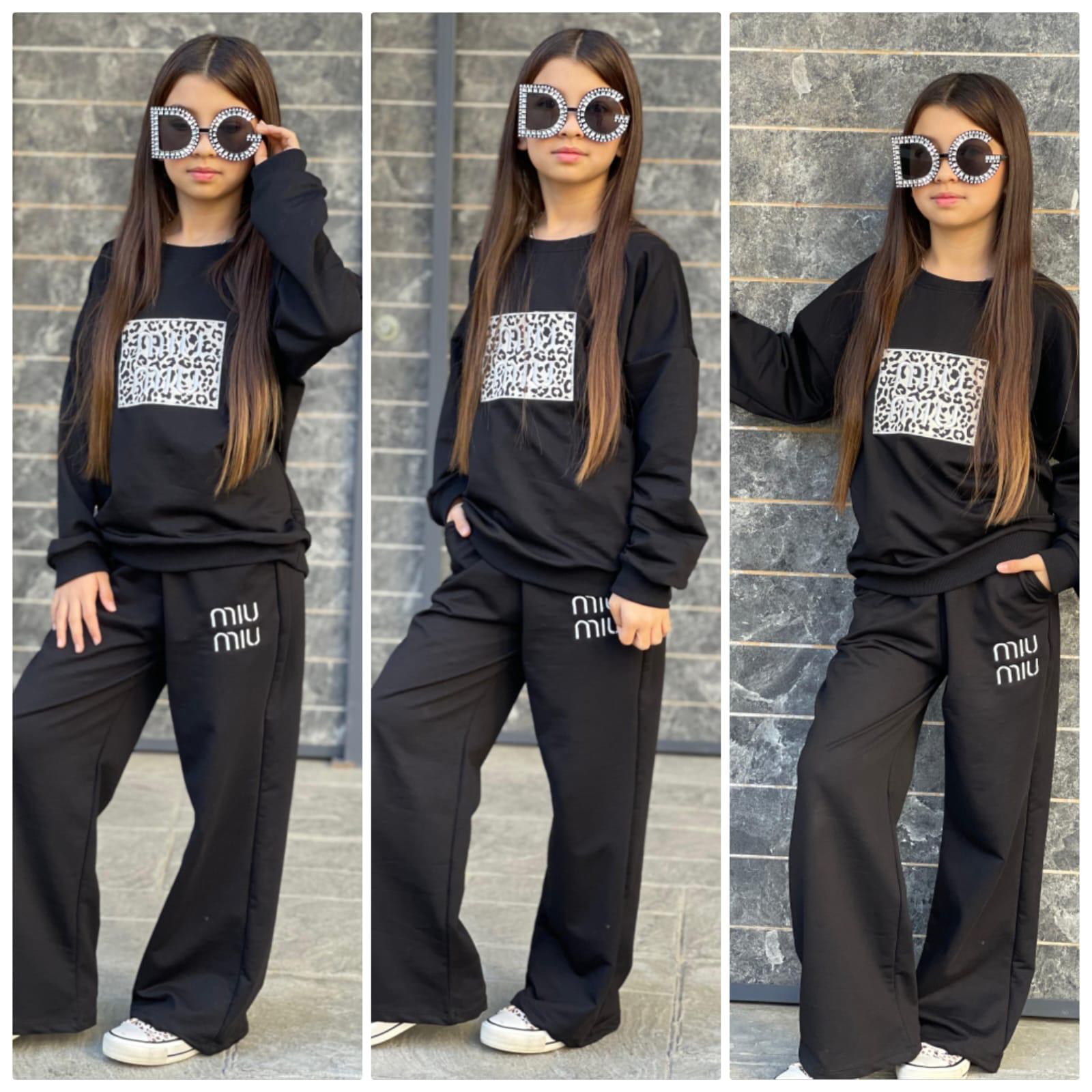 4-14 YAŞ KIZ ÇOCUK NAKIŞ DETAYLI ESOFMAN TAKIMI