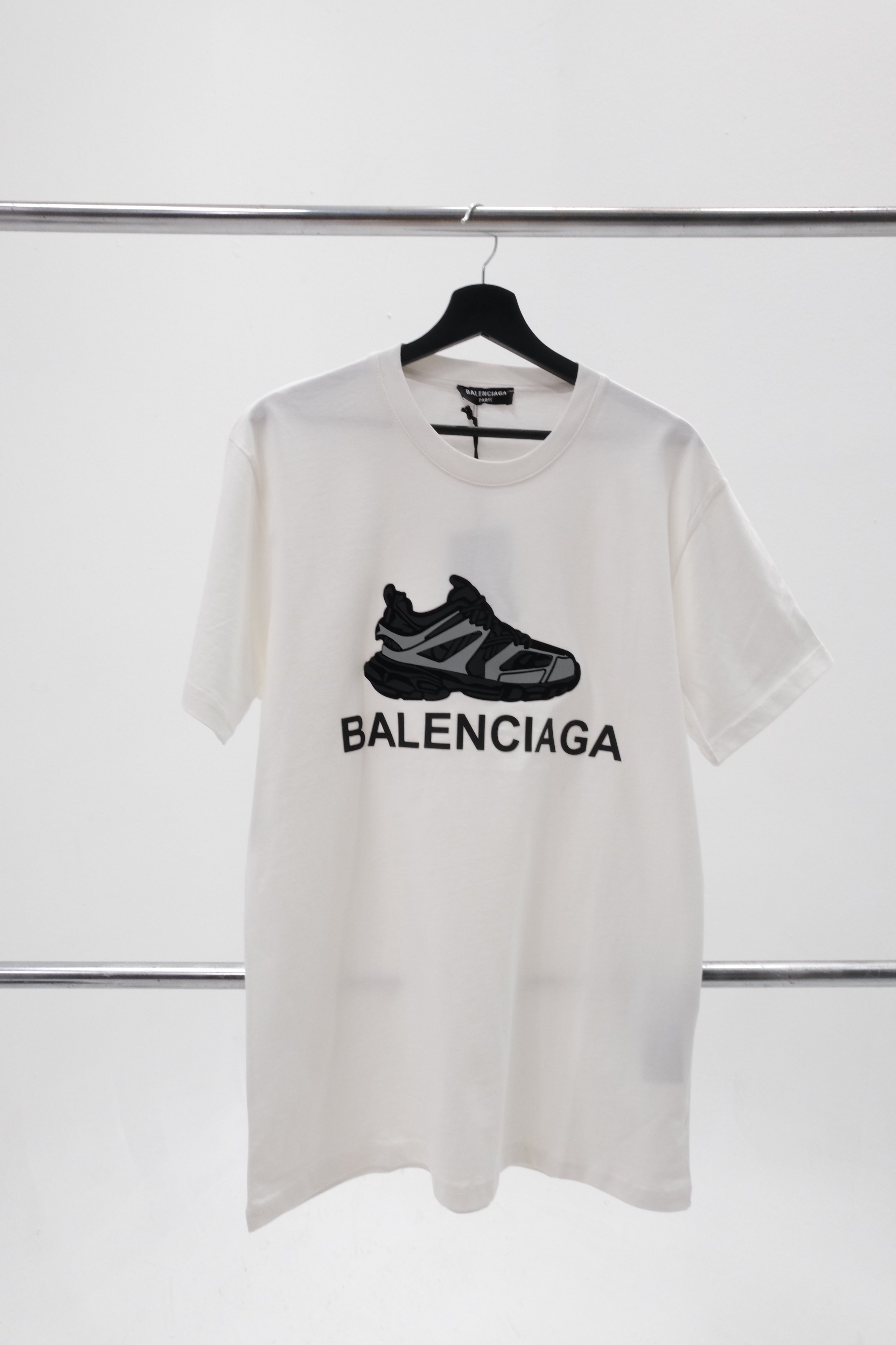 BALENCIAGA PREMIUM T-SHIRT
