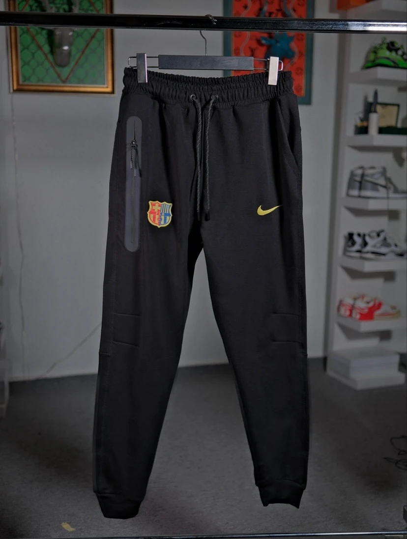 Nike Barcelona Eşofman