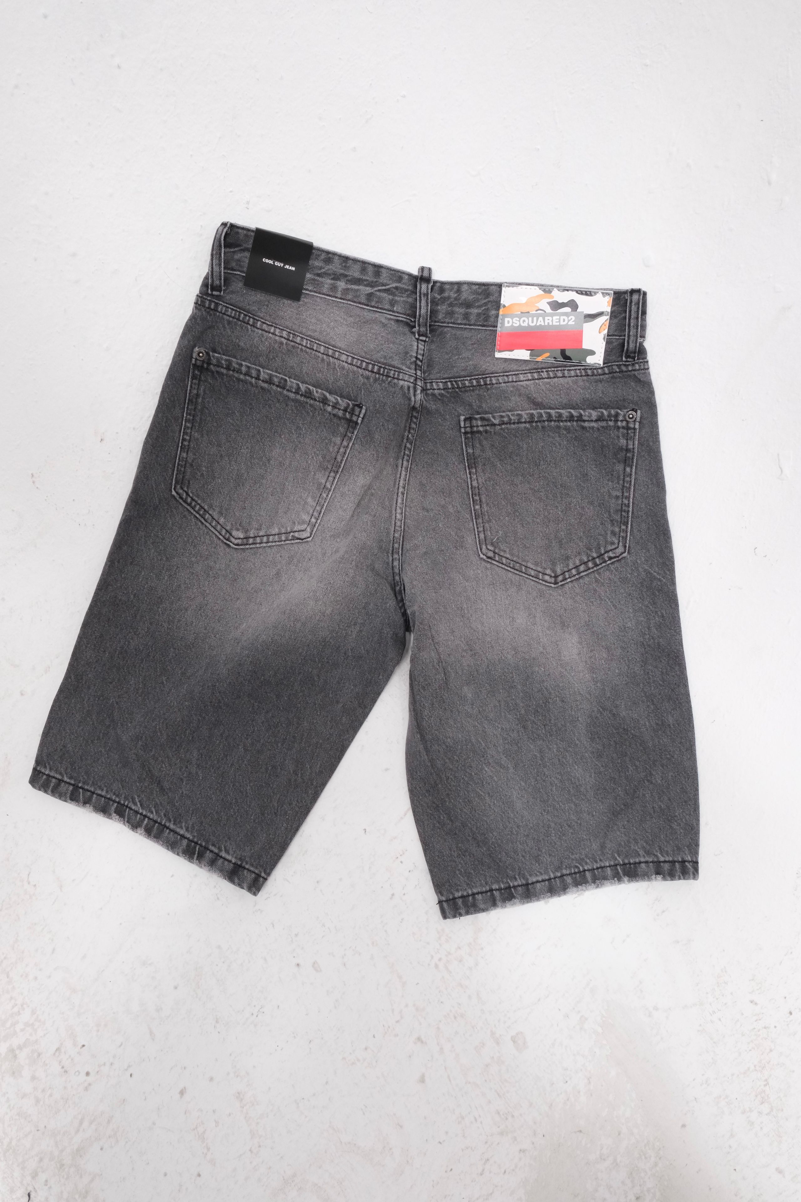 DSQUARED2 PREMIUM SHORT 