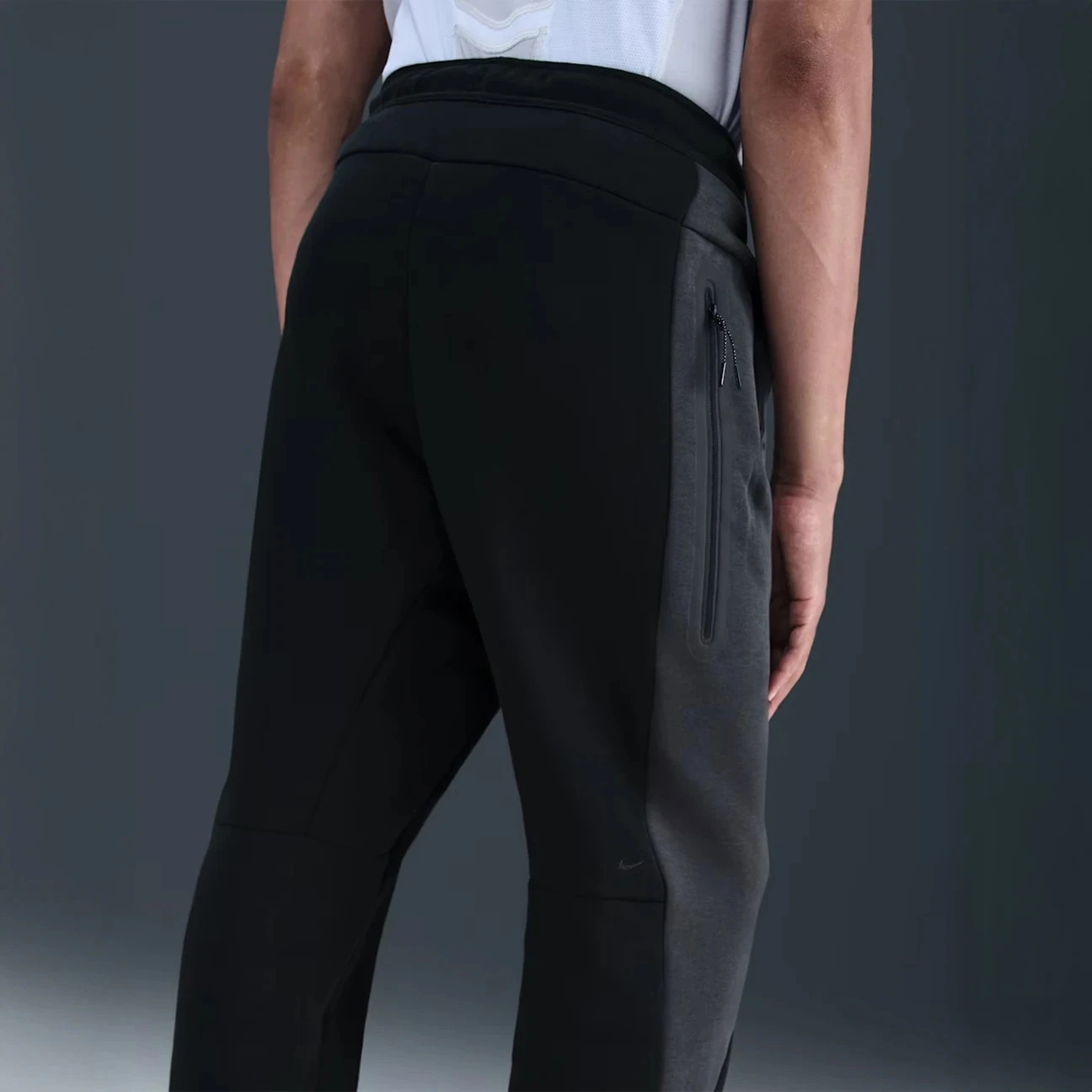  2026 Tech Fleece Jogger 